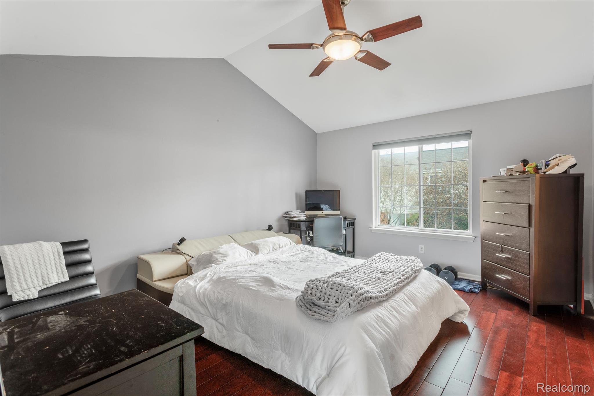 605 James Circle