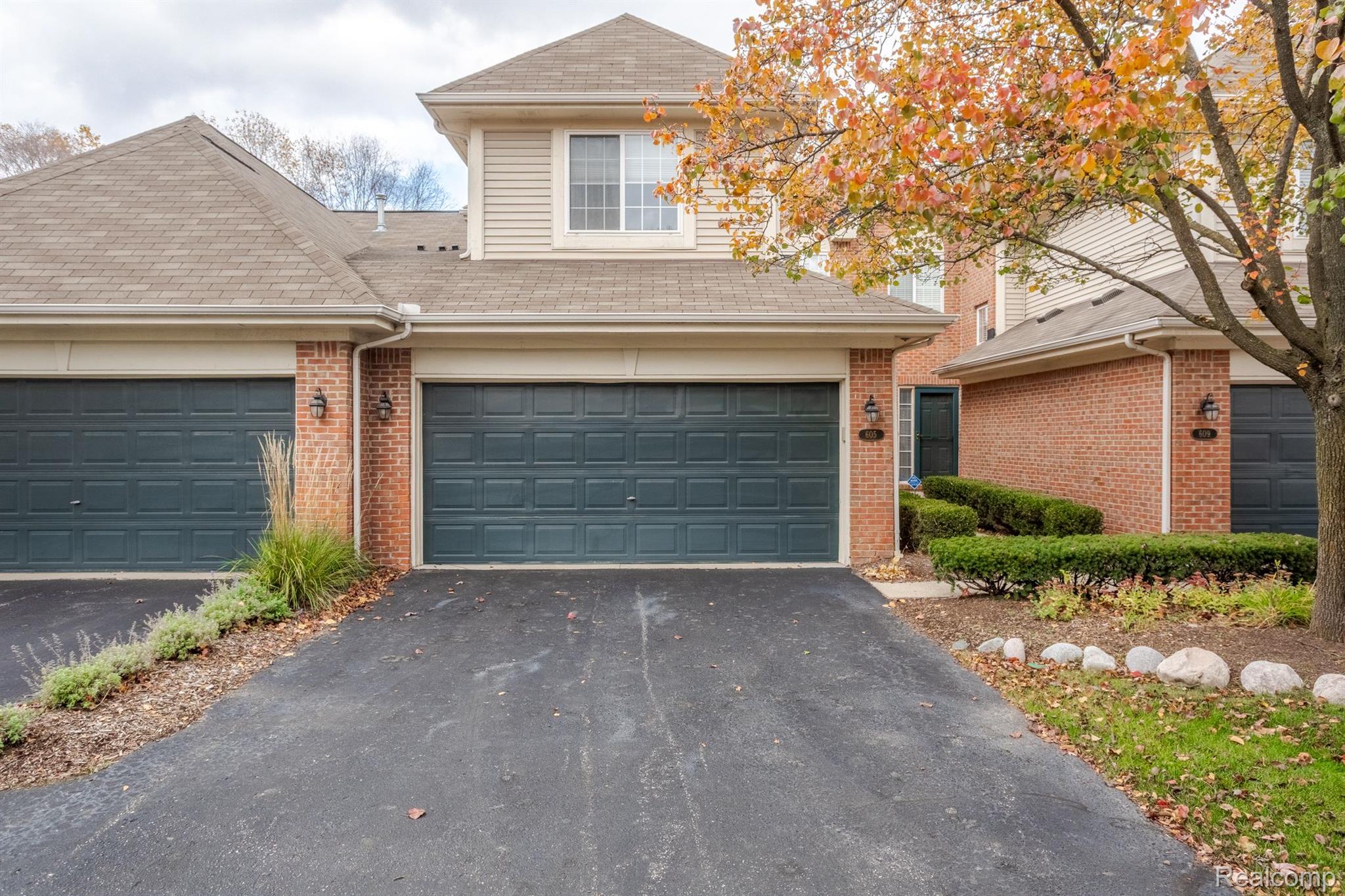 605 James Circle