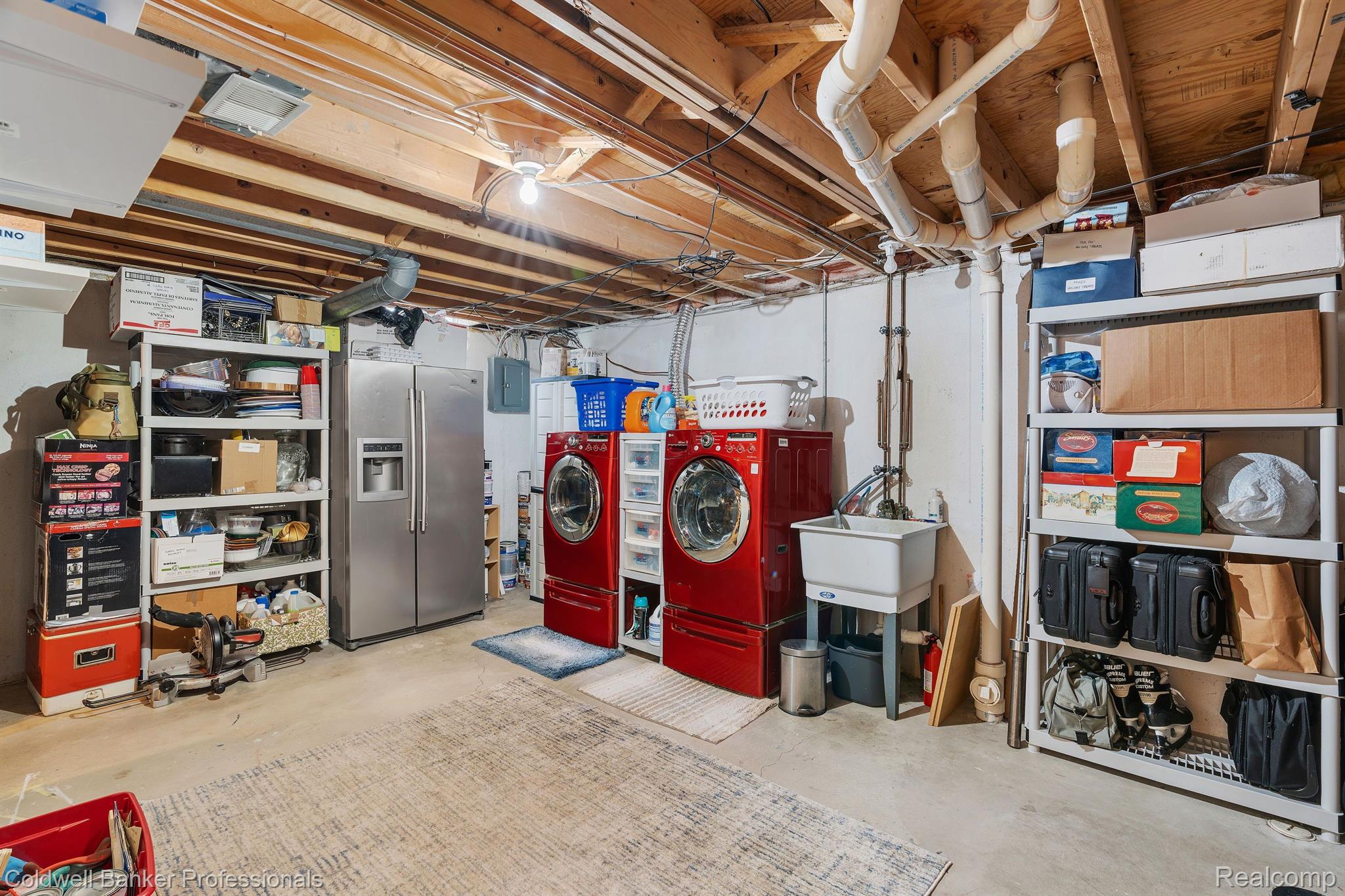 6167 DREXEL Street