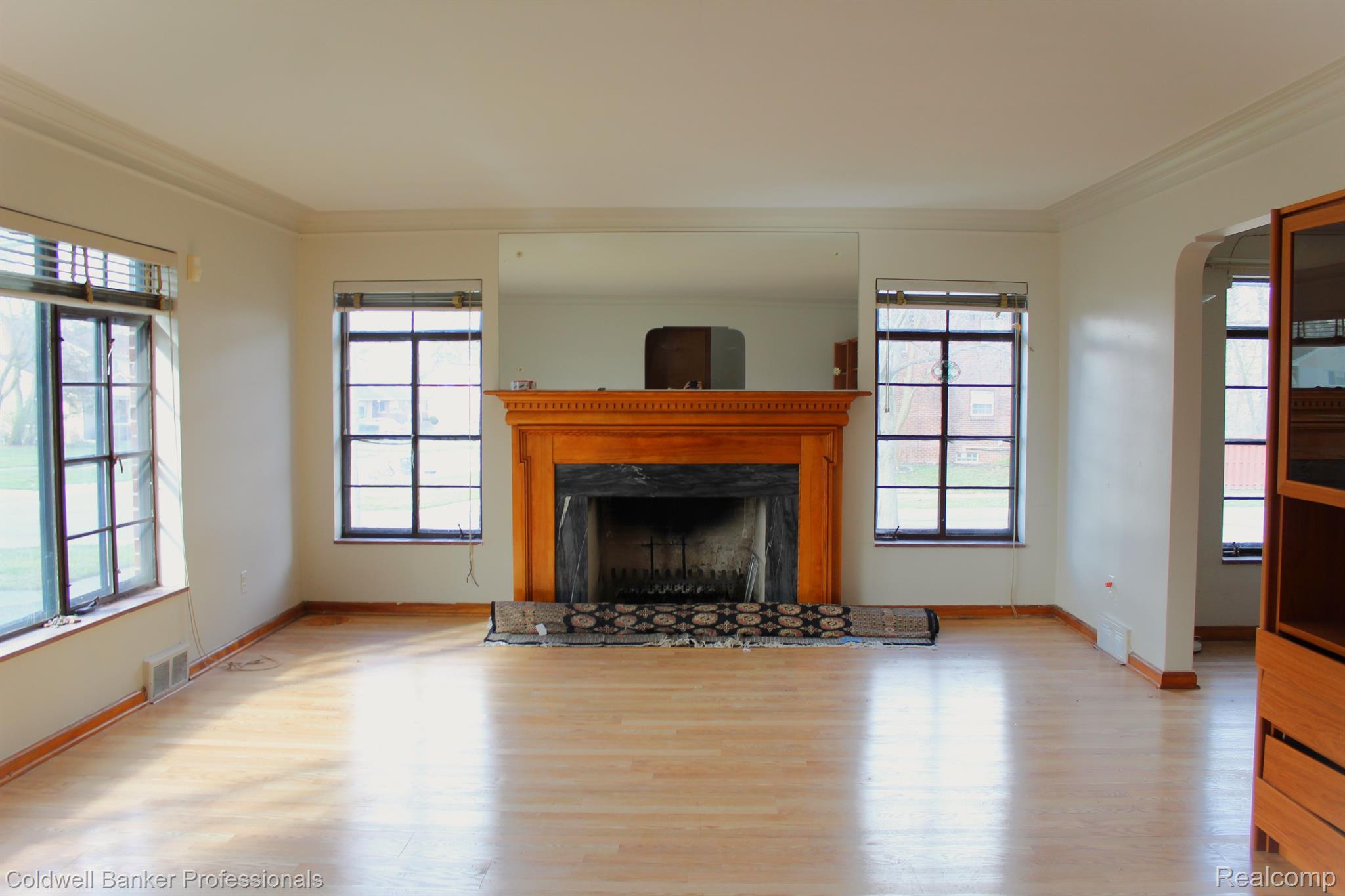 17114 MAGNOLIA Parkway