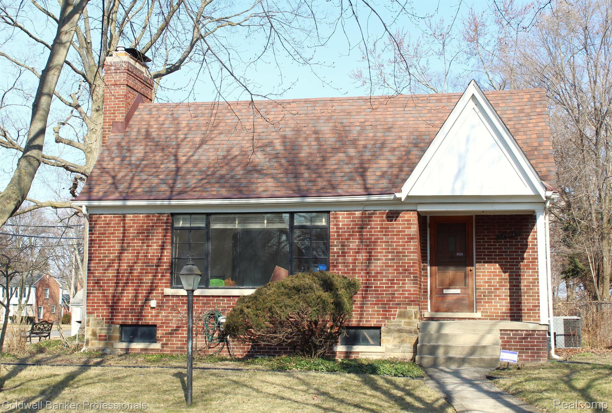 17114 MAGNOLIA Parkway