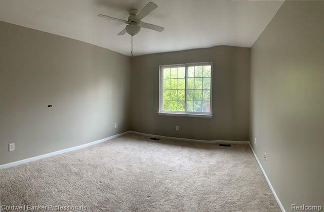 605 JAMES Circle