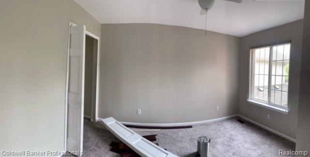 605 JAMES Circle