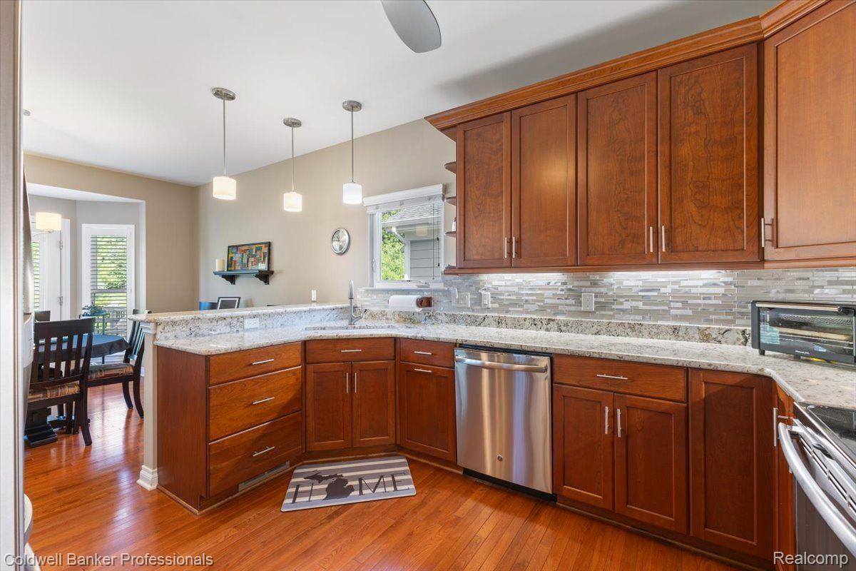 4162 HAWKSBURRY Court