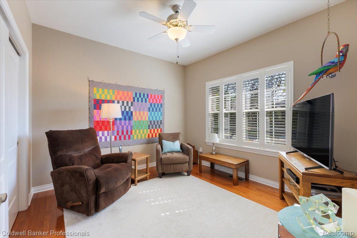 4162 HAWKSBURRY Court