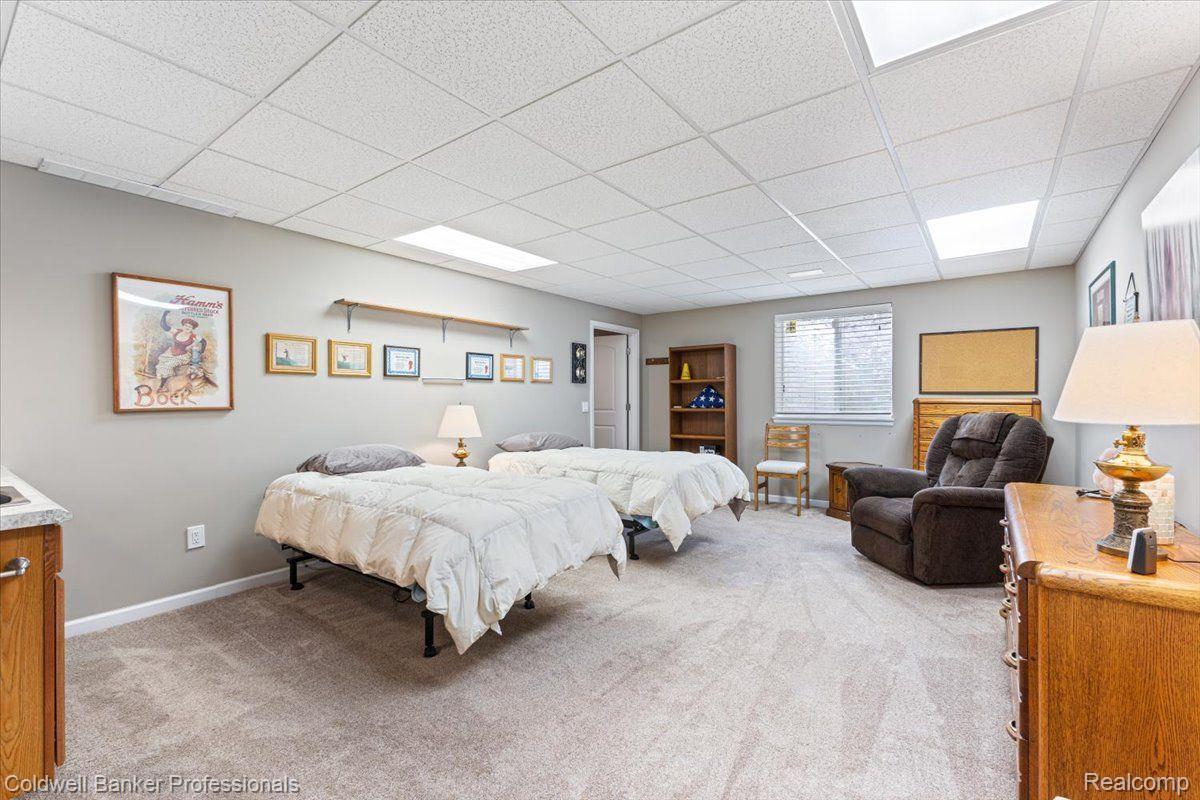 4162 HAWKSBURRY Court