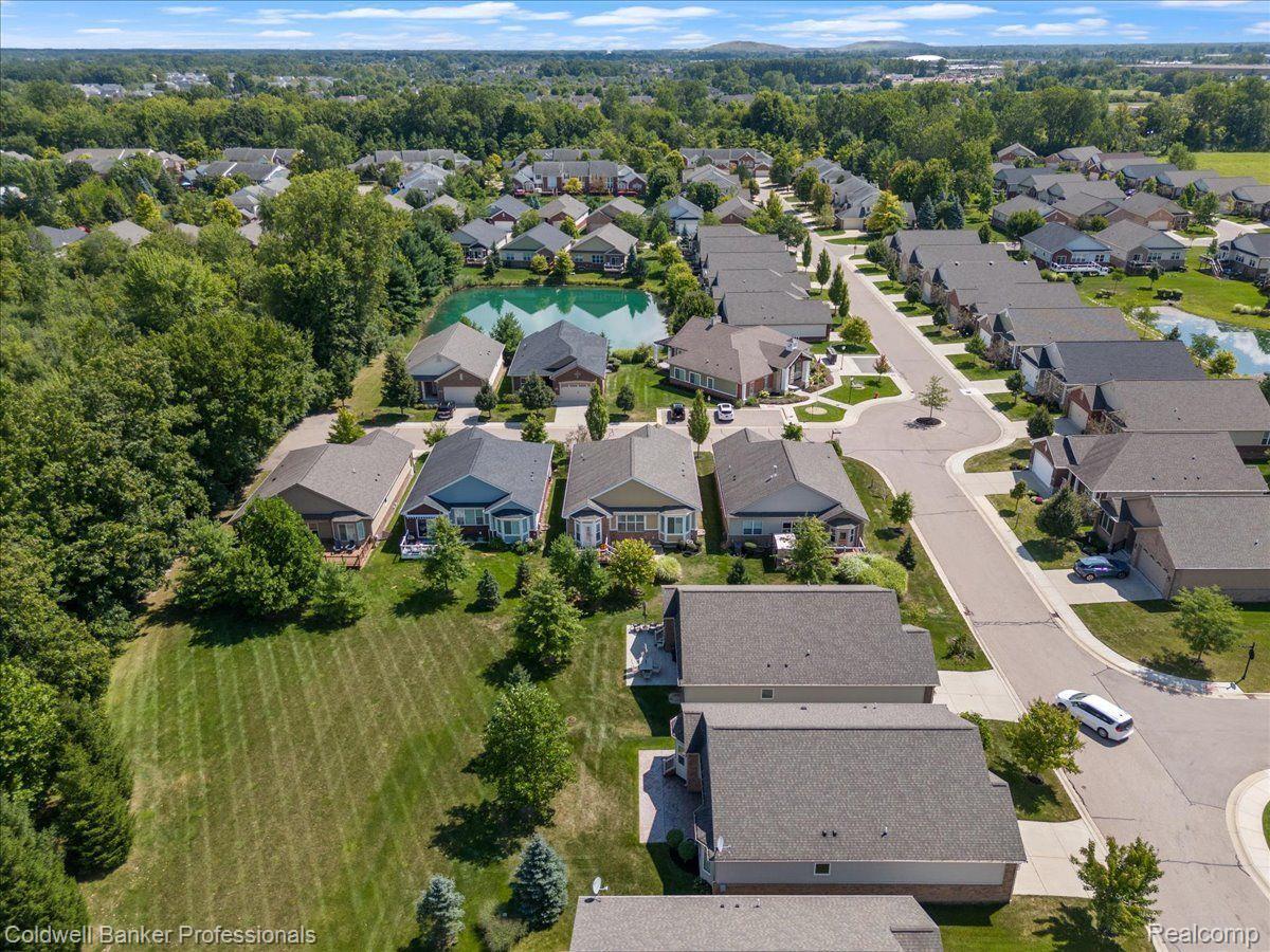 4162 HAWKSBURRY Court