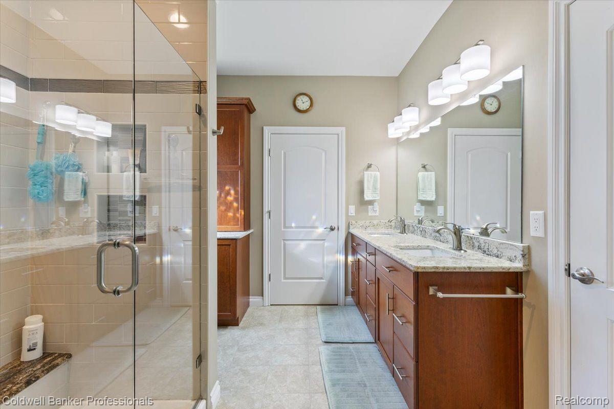 4162 HAWKSBURRY Court