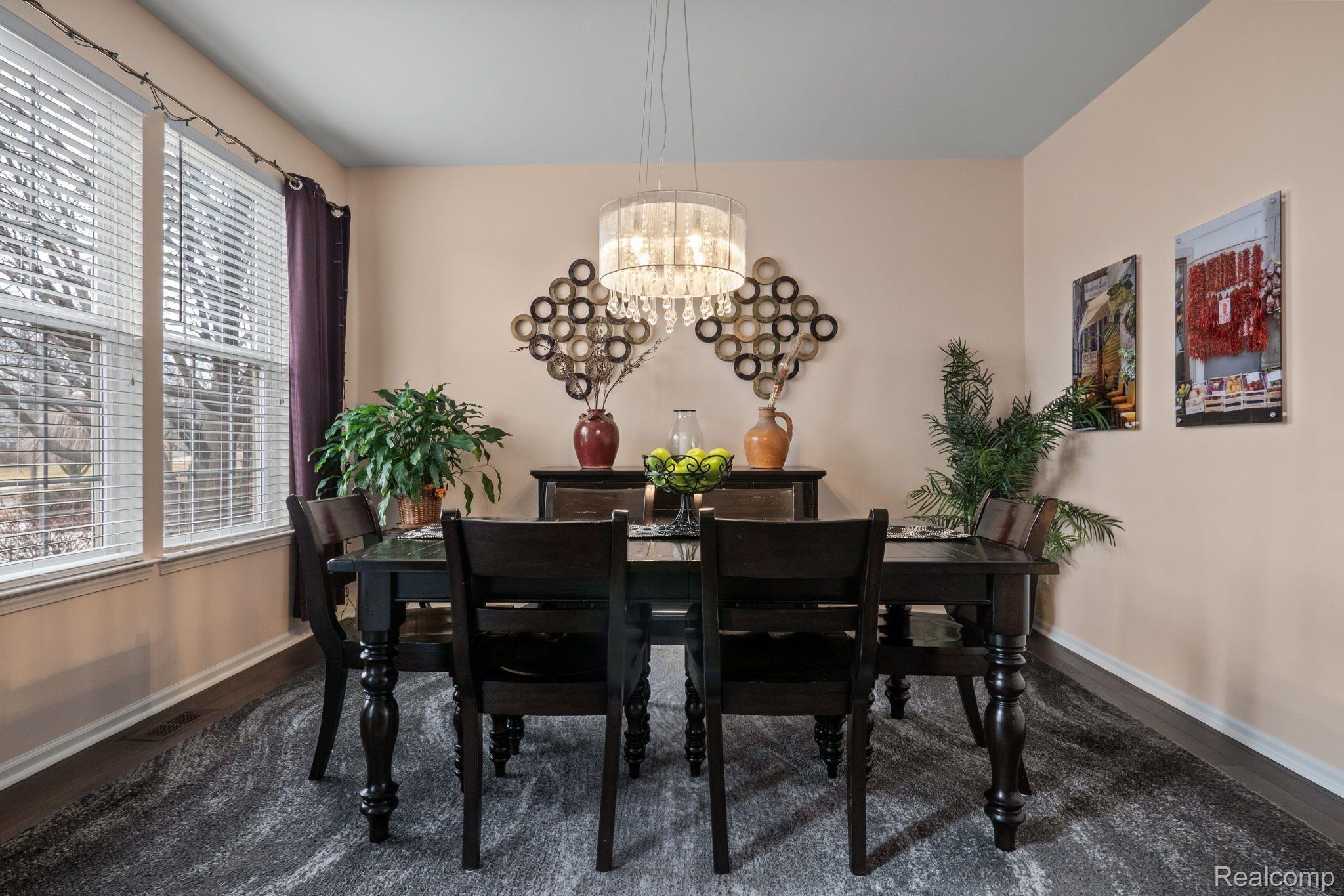 405 PLEASANT RIDGE Drive