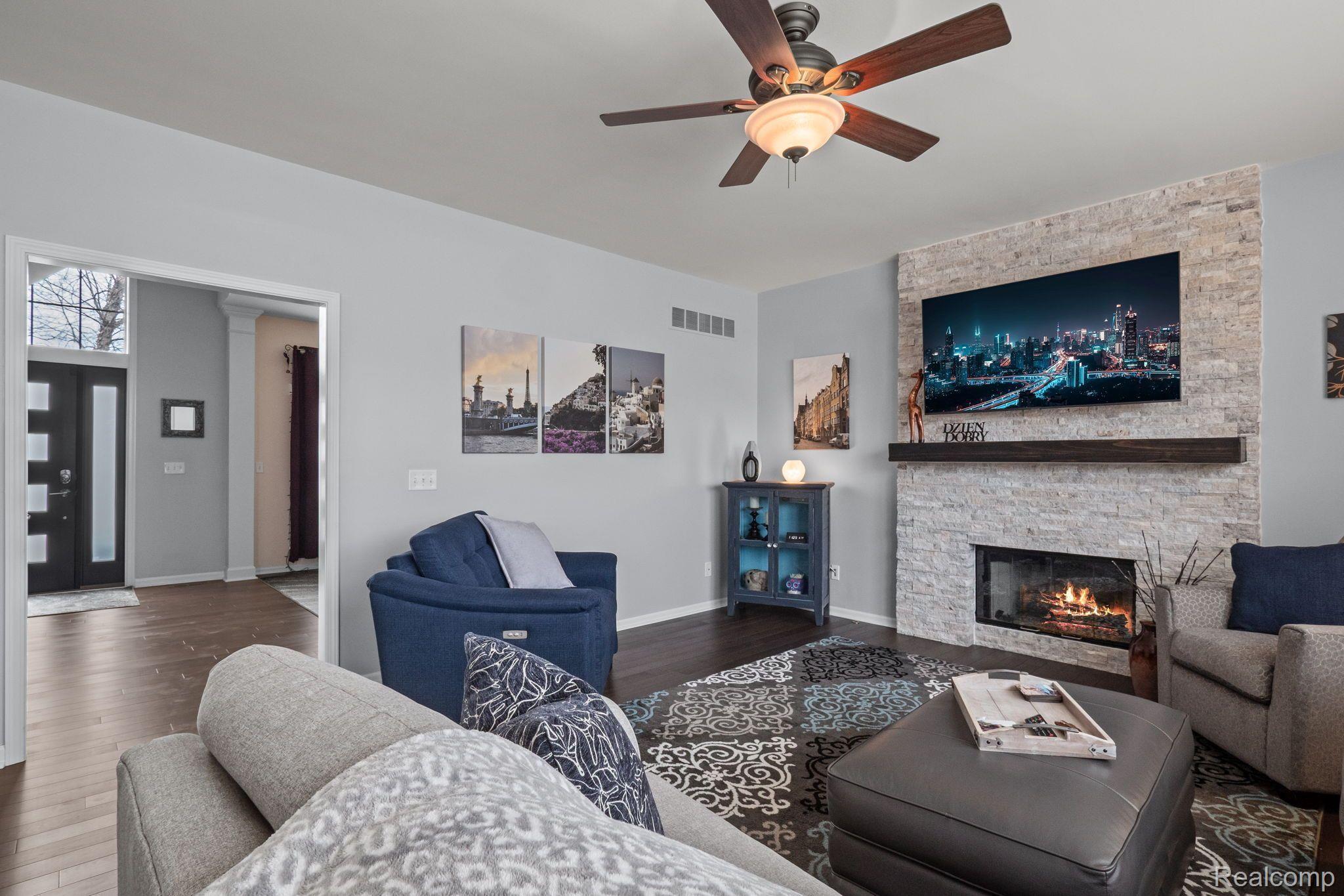 405 PLEASANT RIDGE Drive