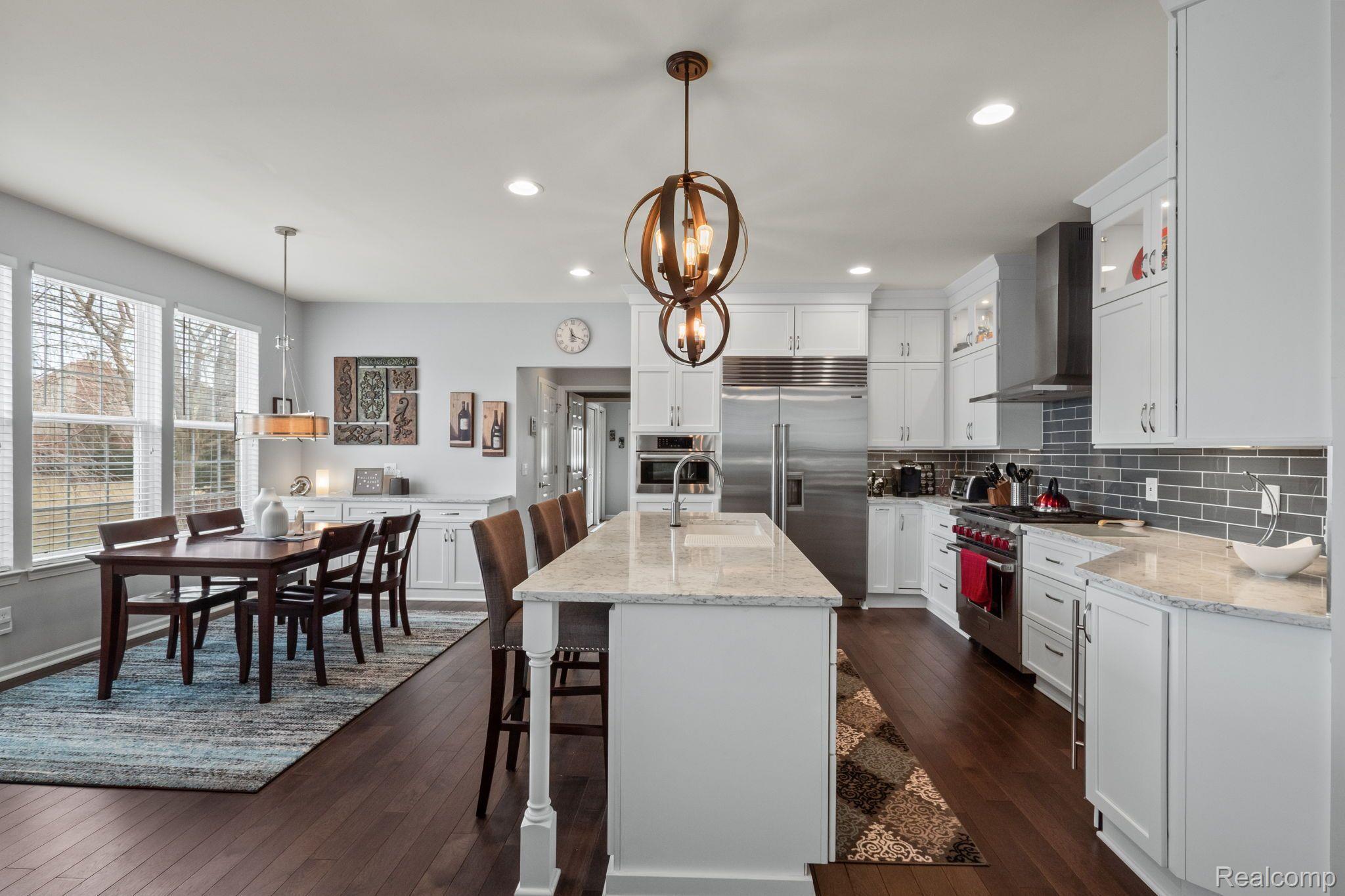 405 PLEASANT RIDGE Drive