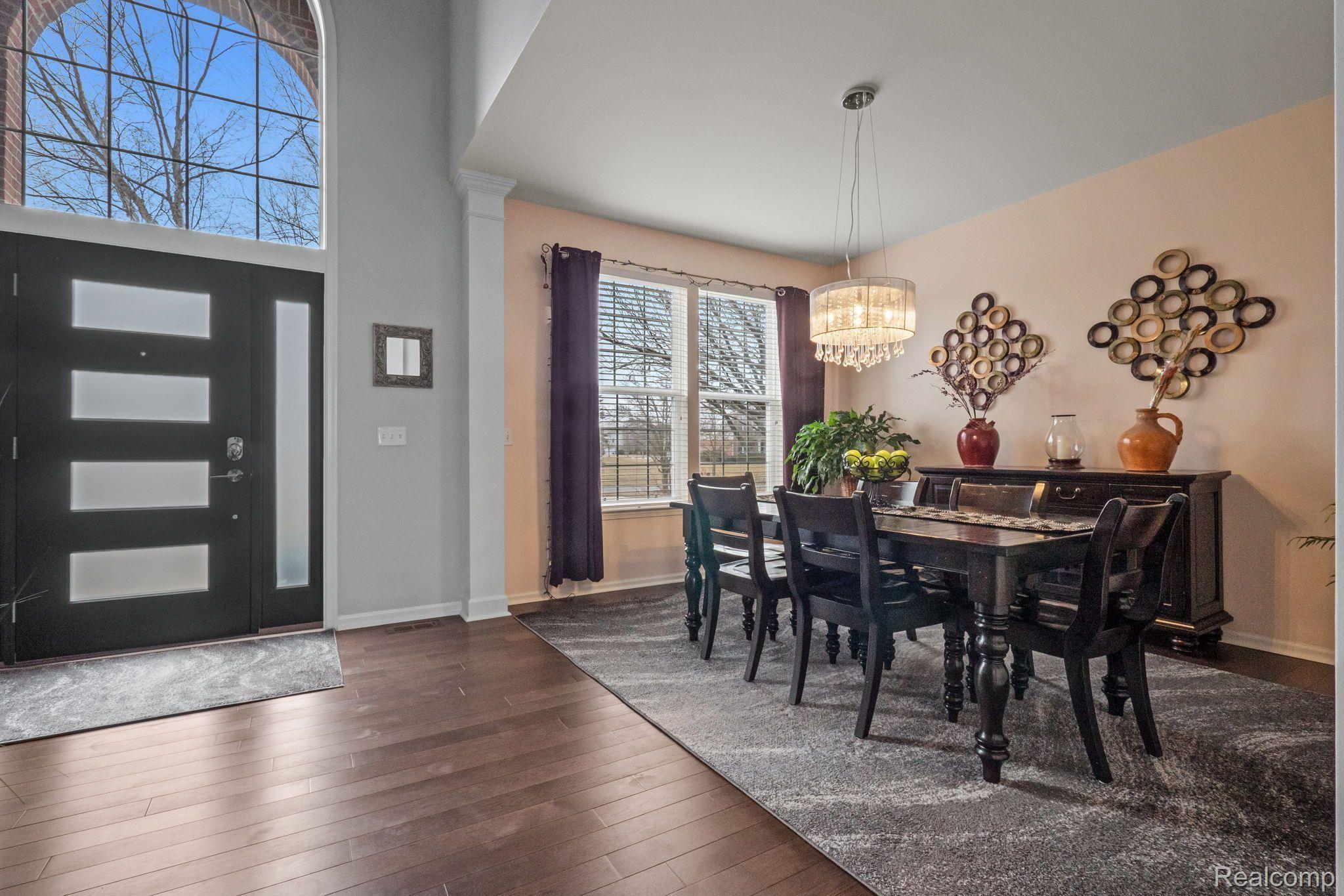 405 PLEASANT RIDGE Drive