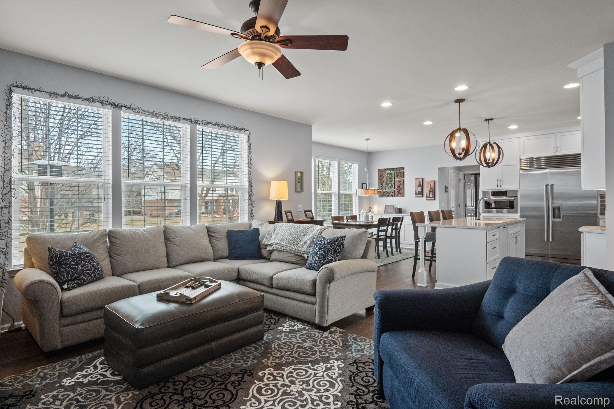 405 PLEASANT RIDGE Drive