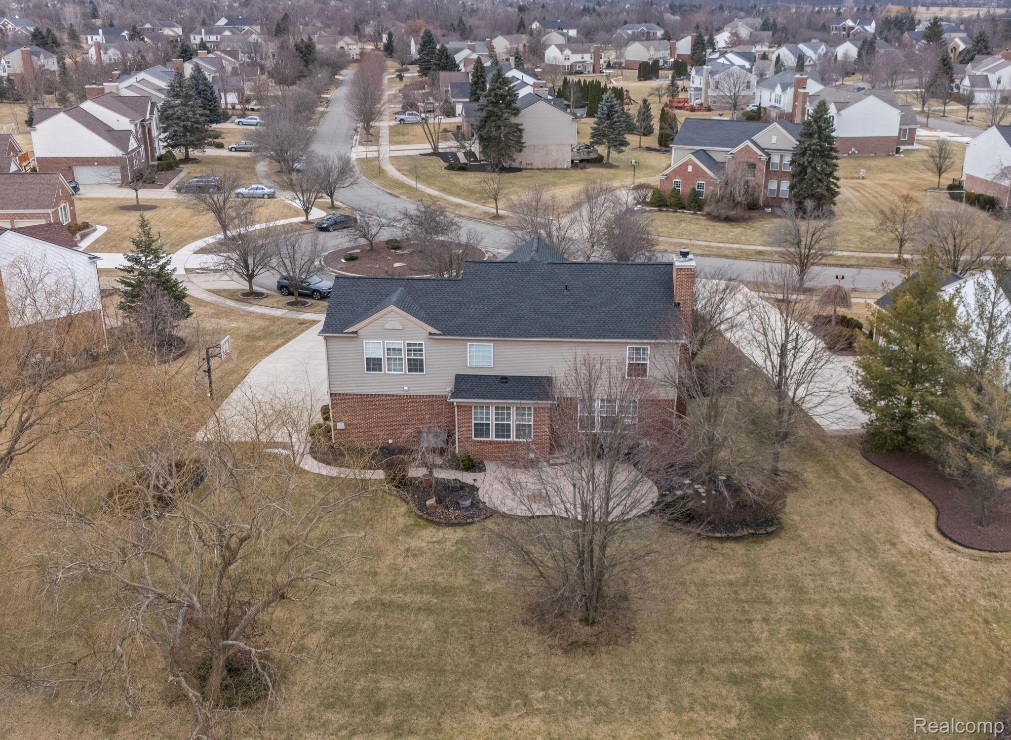 405 PLEASANT RIDGE Drive