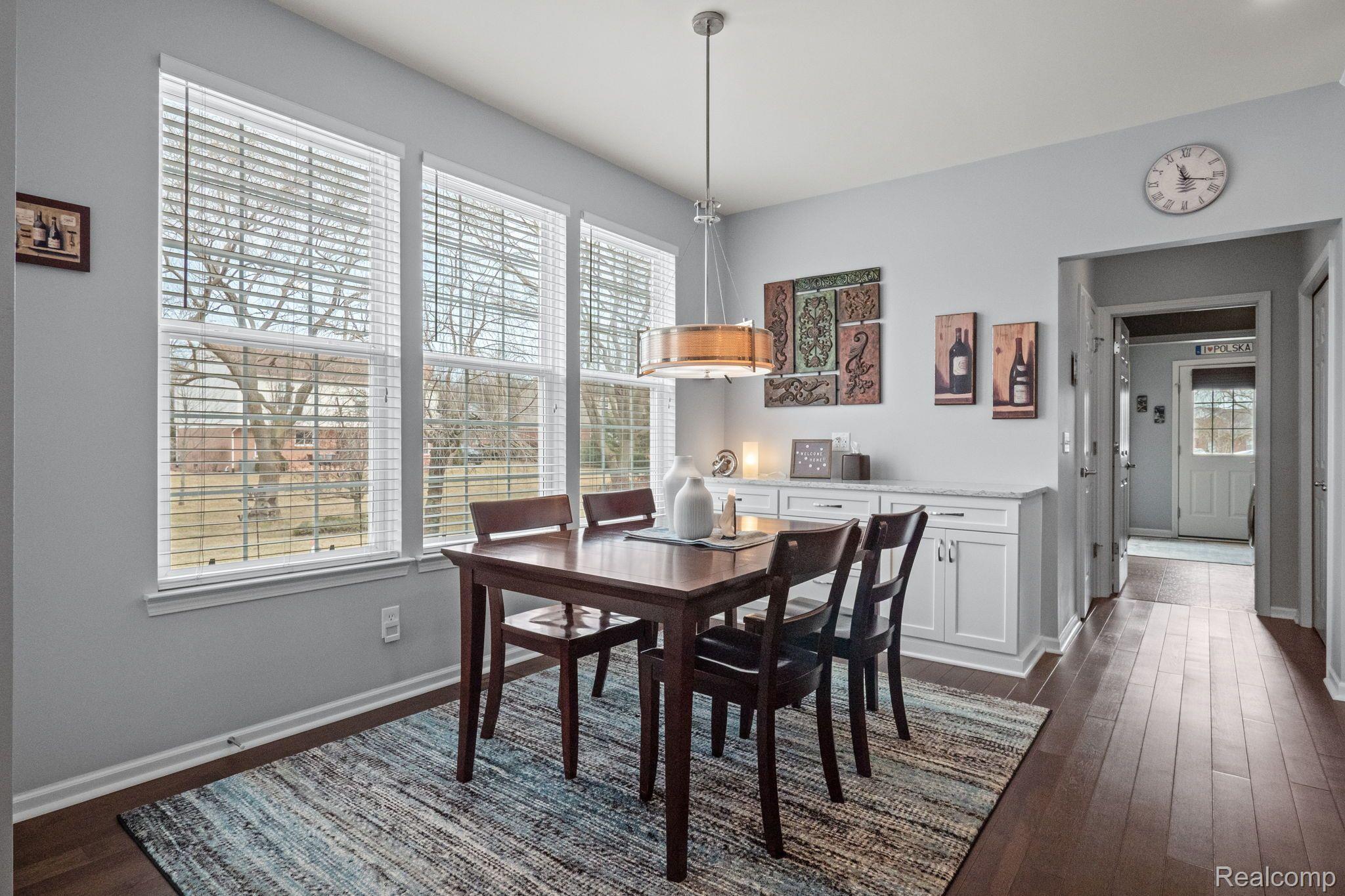 405 PLEASANT RIDGE Drive