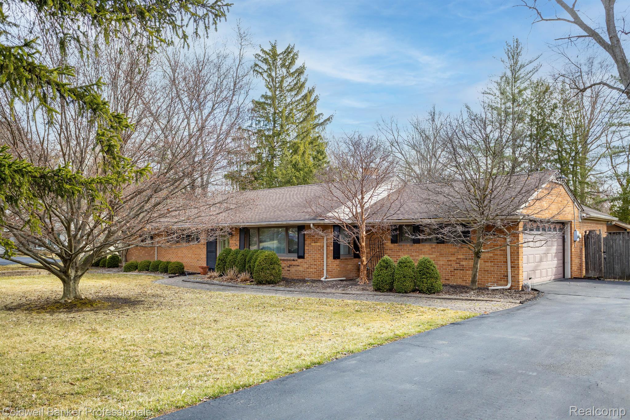 25180 PEEKSKILL