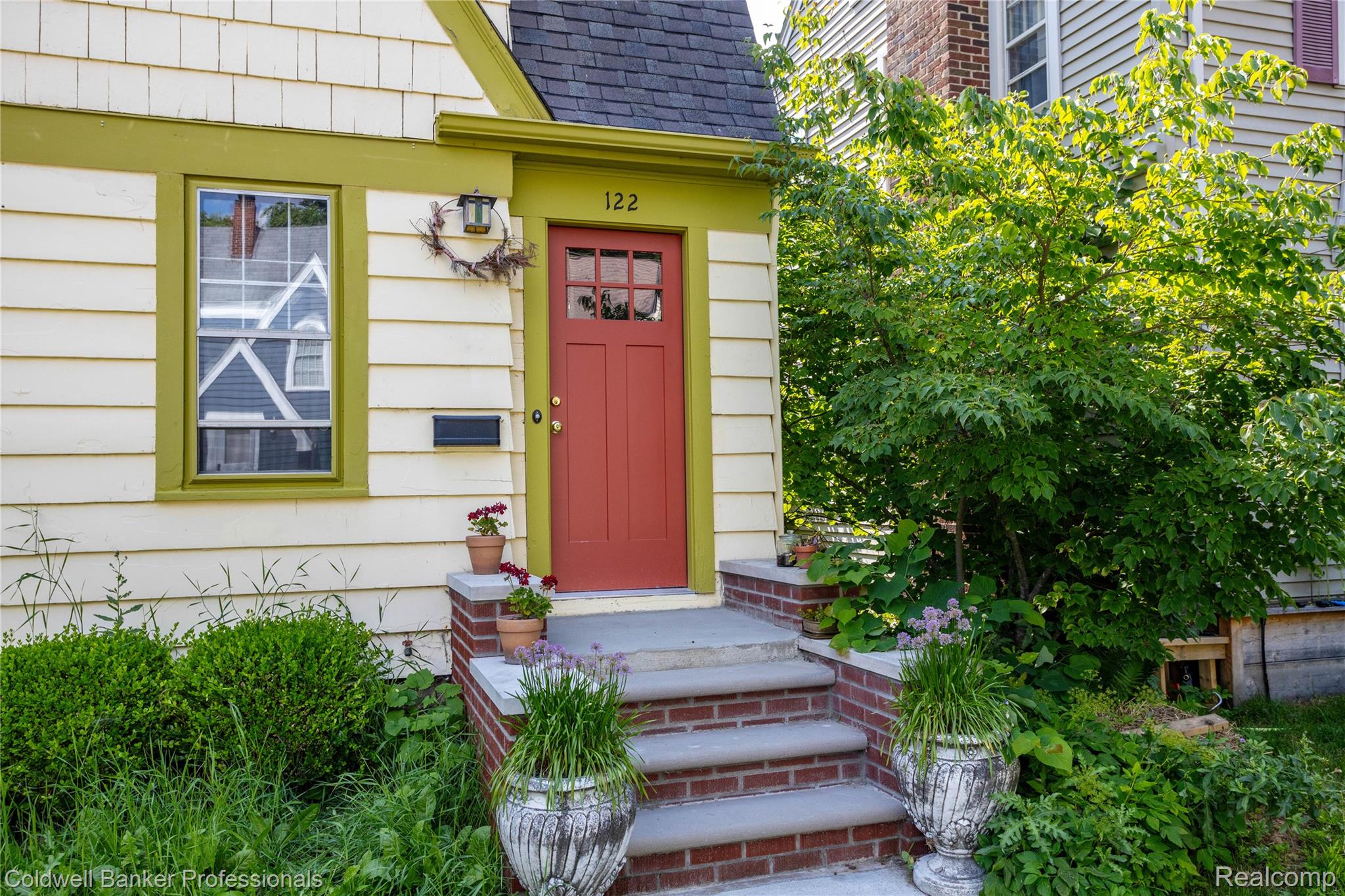 122 Linden Court