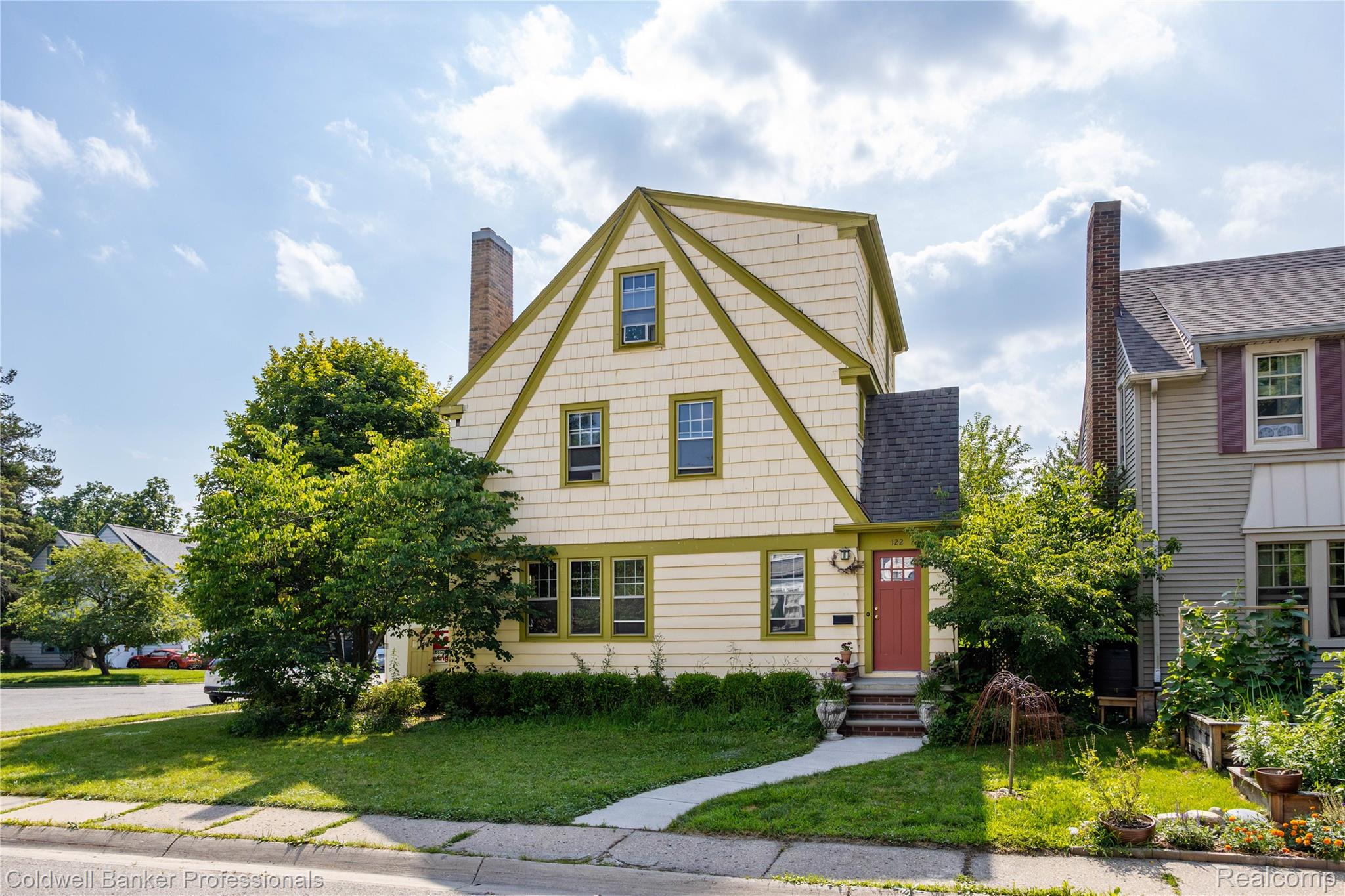 122 Linden Court