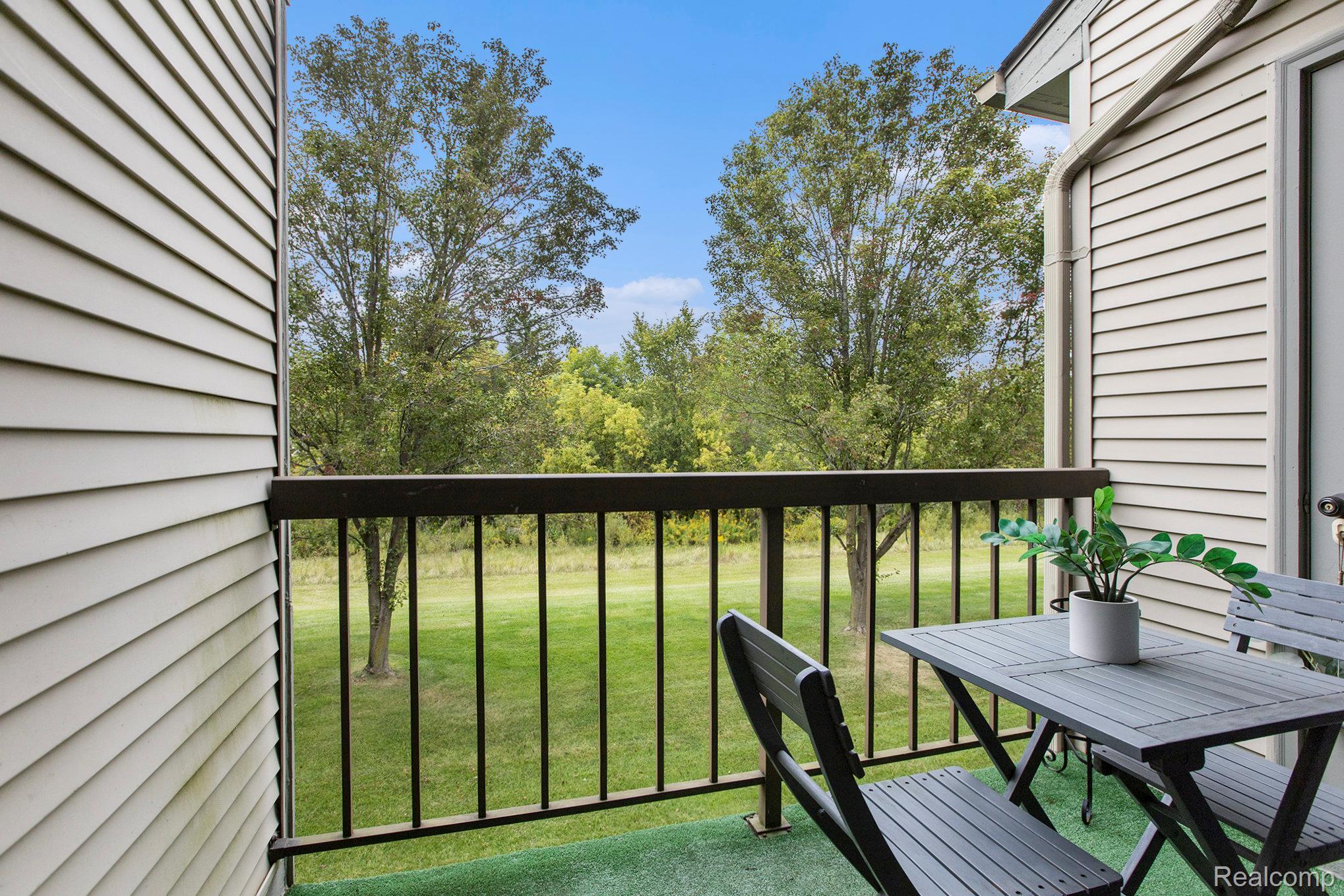 42540 Lilley Pointe Drive