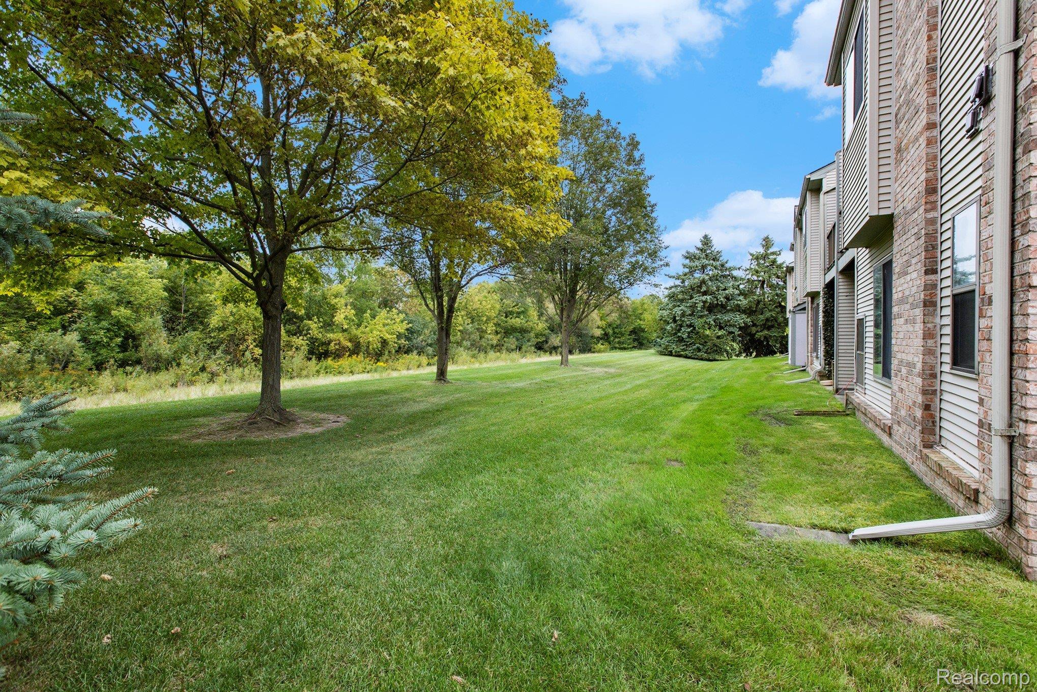 42540 Lilley Pointe Drive