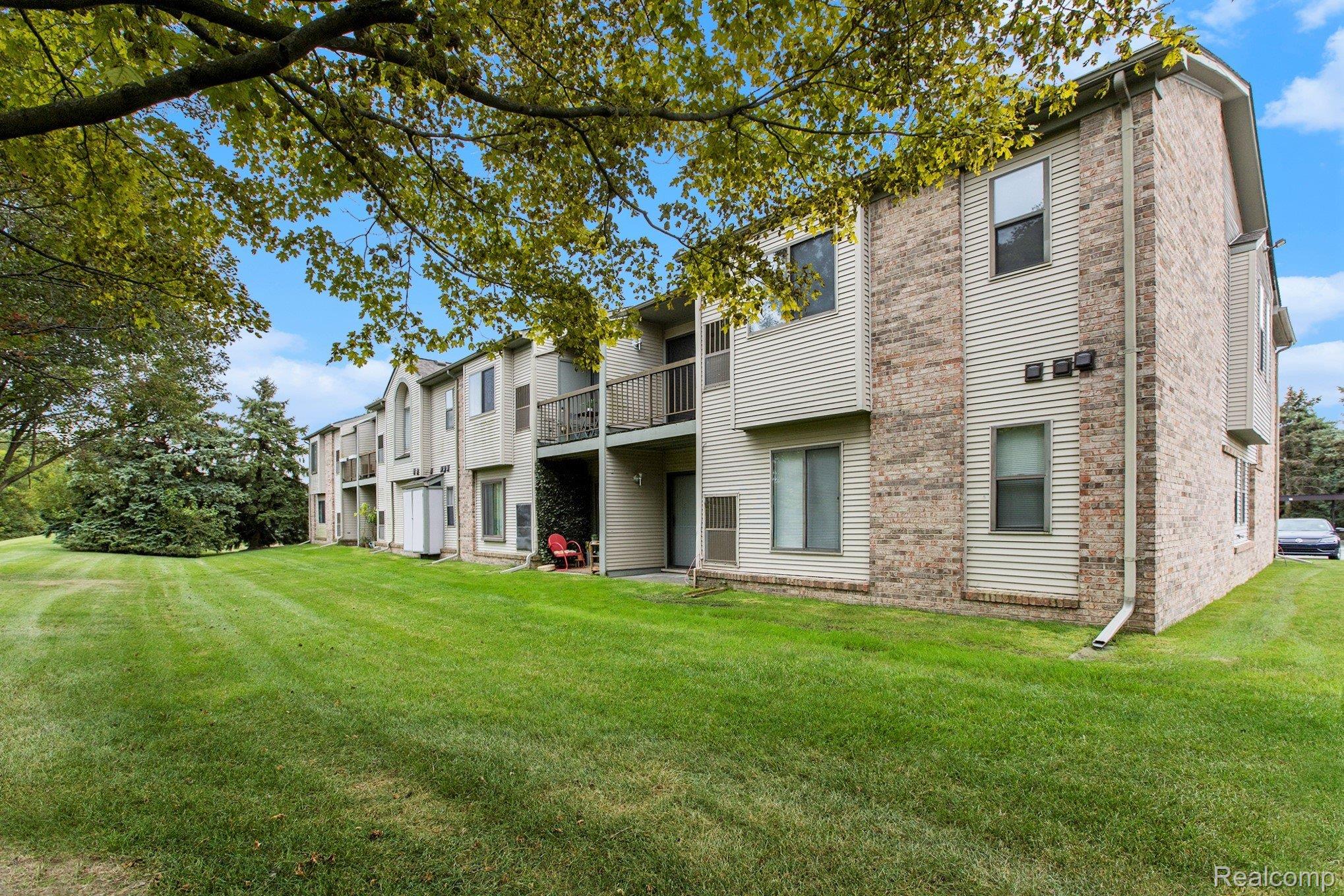 42540 Lilley Pointe Drive