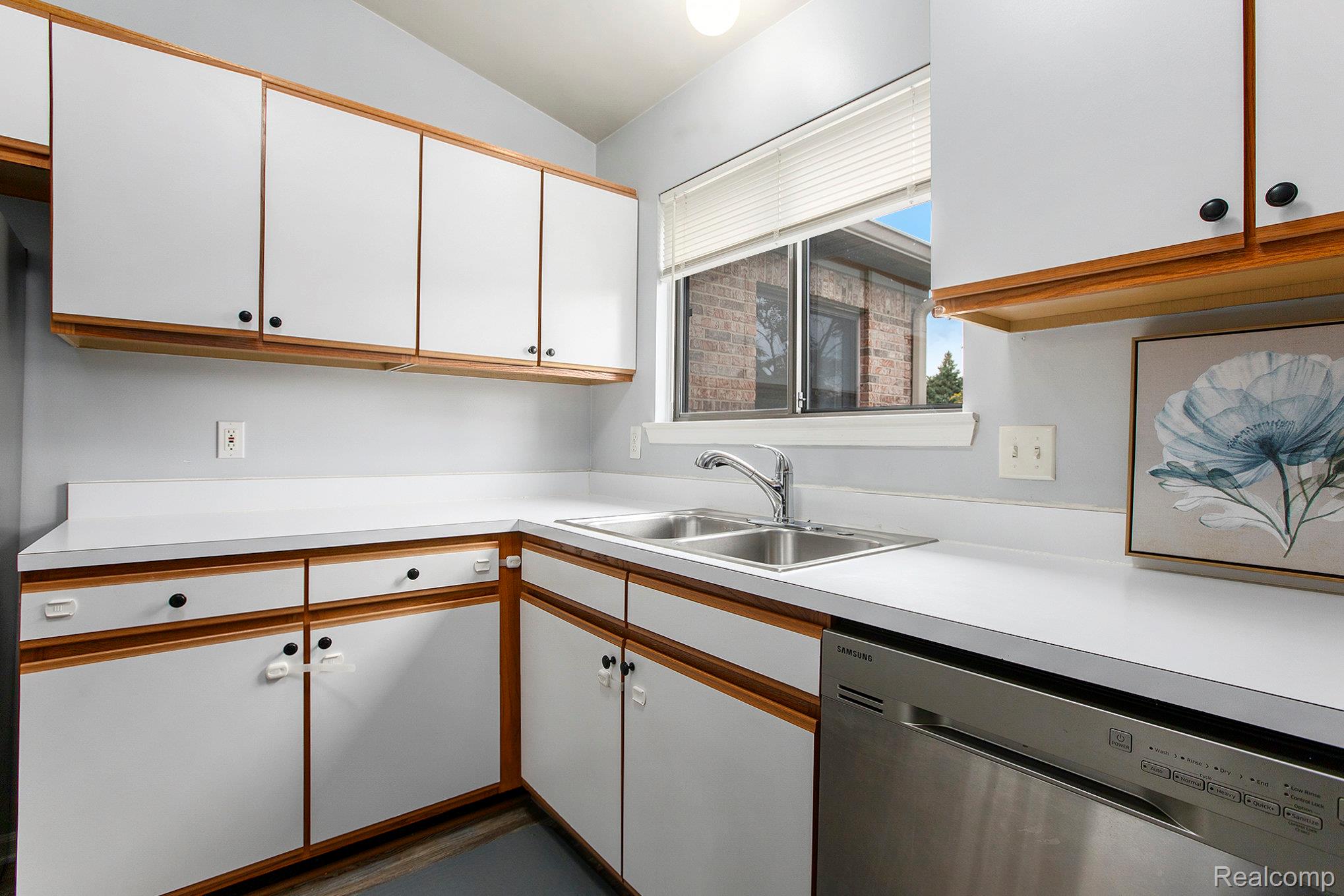 42540 Lilley Pointe Drive
