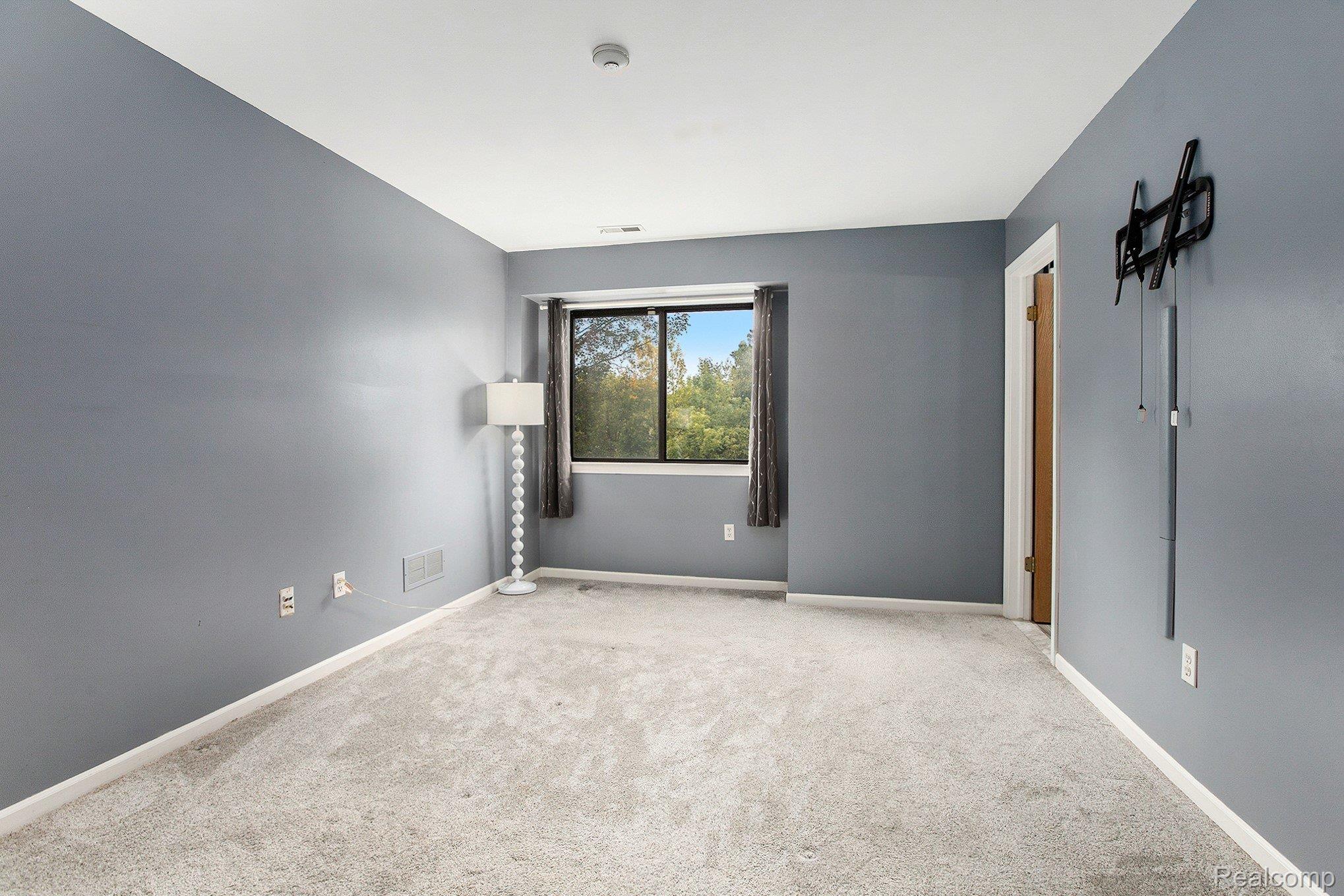 42540 Lilley Pointe Drive