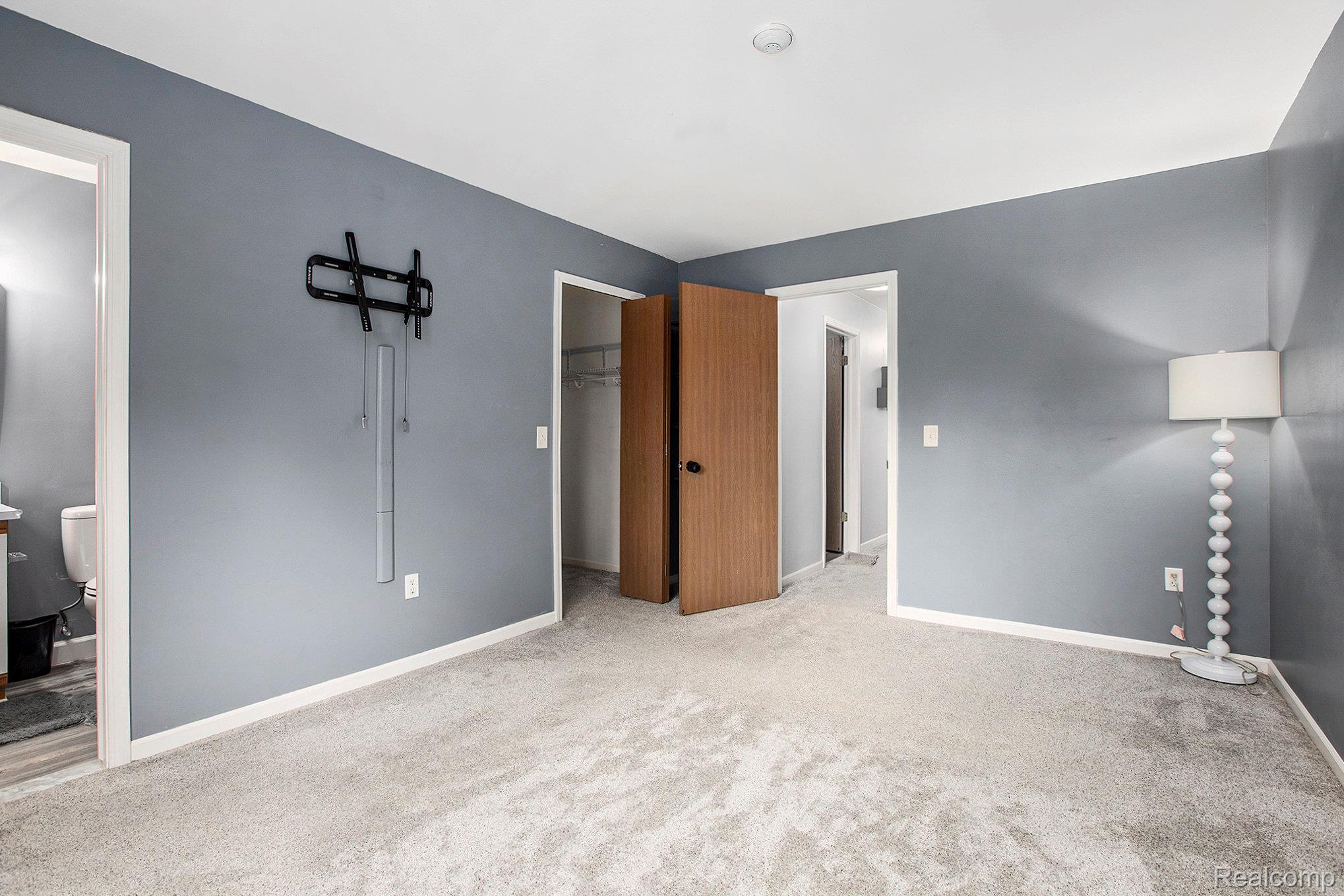 42540 Lilley Pointe Drive