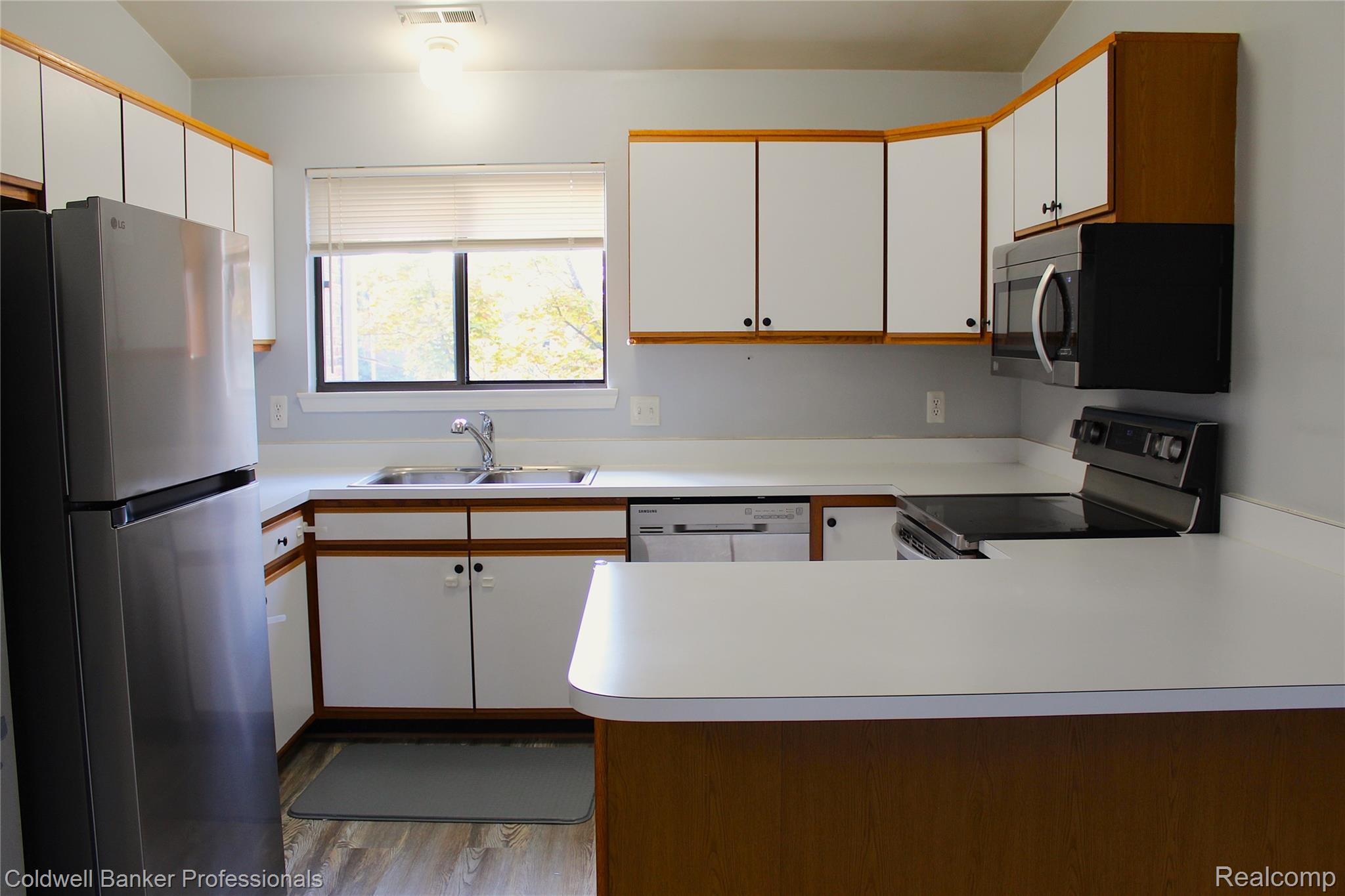 42540 Lilley Pointe Drive