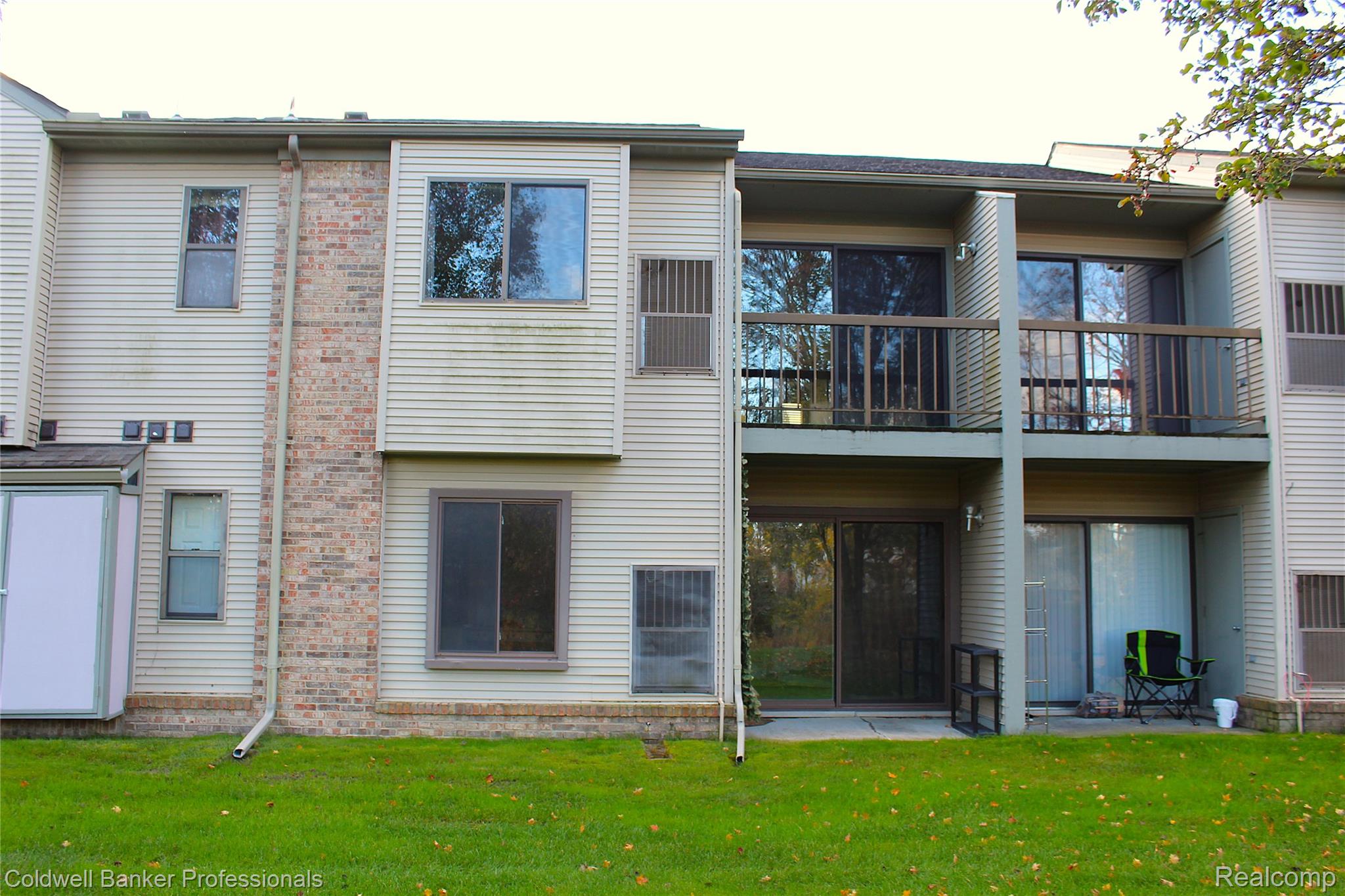 42540 Lilley Pointe Drive