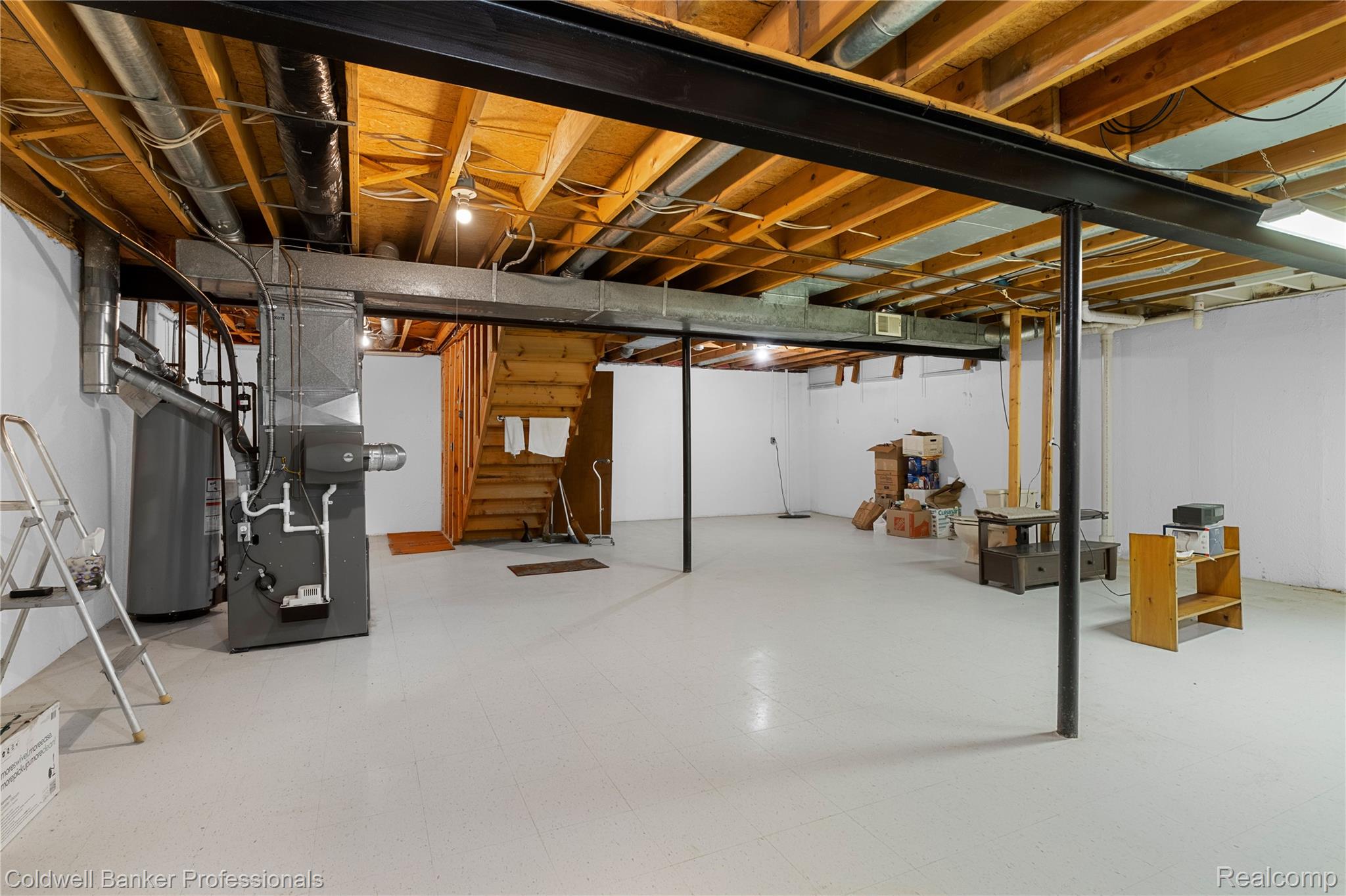 14098 Meadow Hill Lane