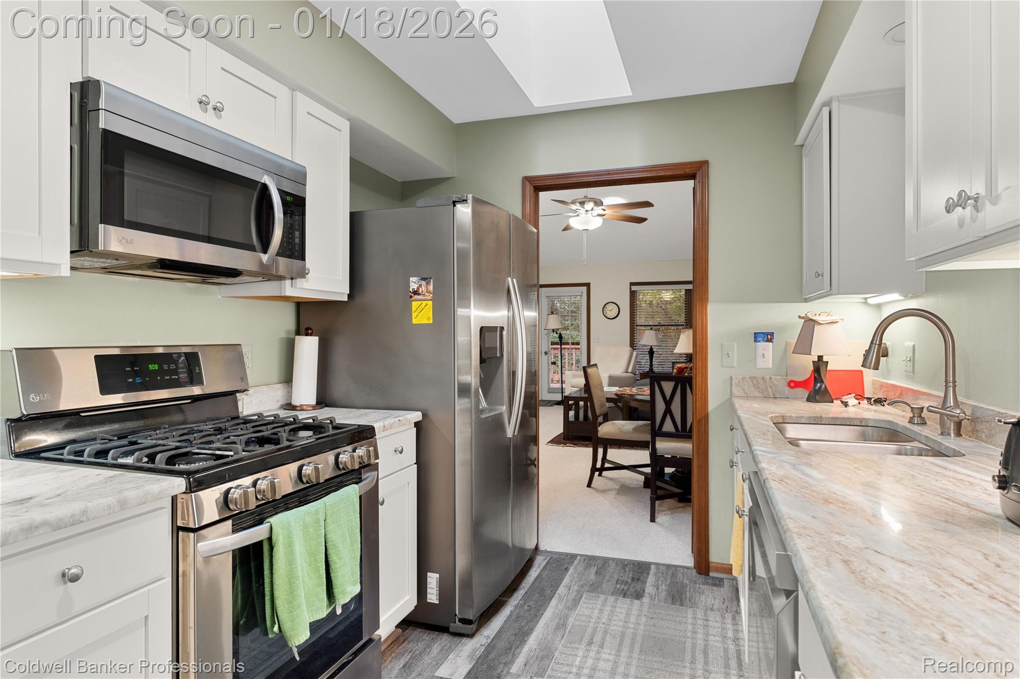 14098 Meadow Hill Lane