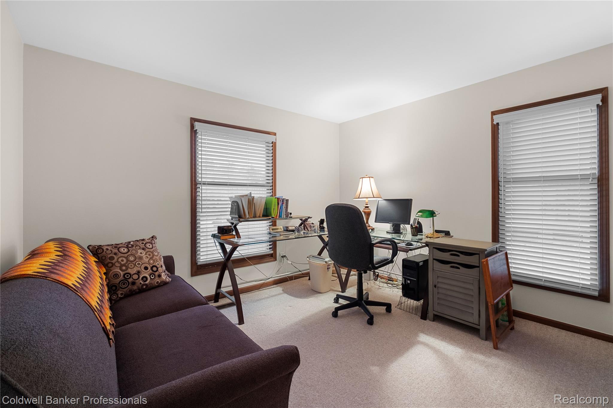 14098 Meadow Hill Lane