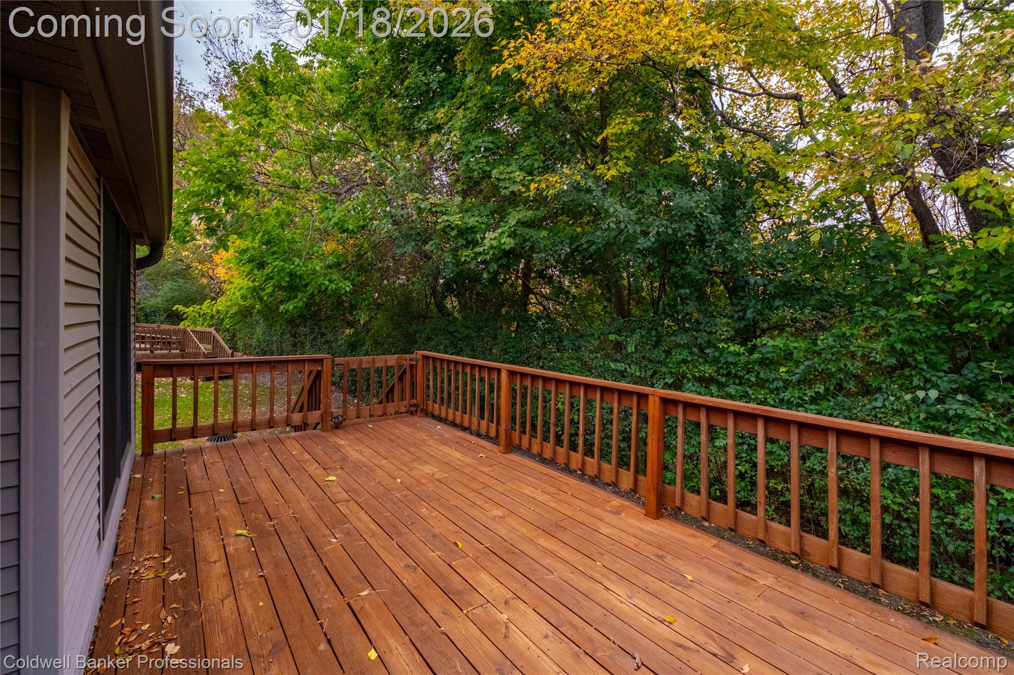 14098 Meadow Hill Lane