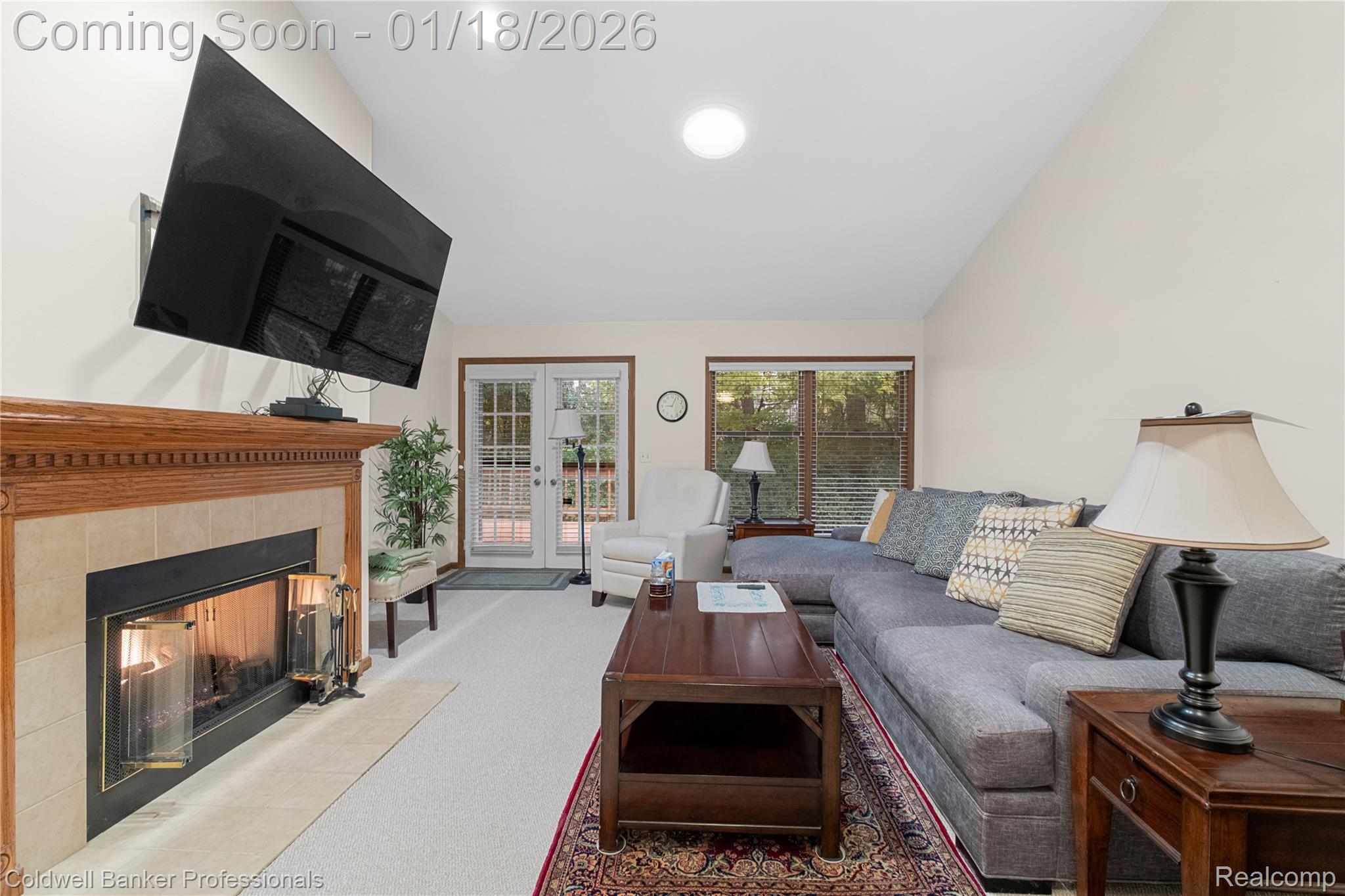 14098 Meadow Hill Lane