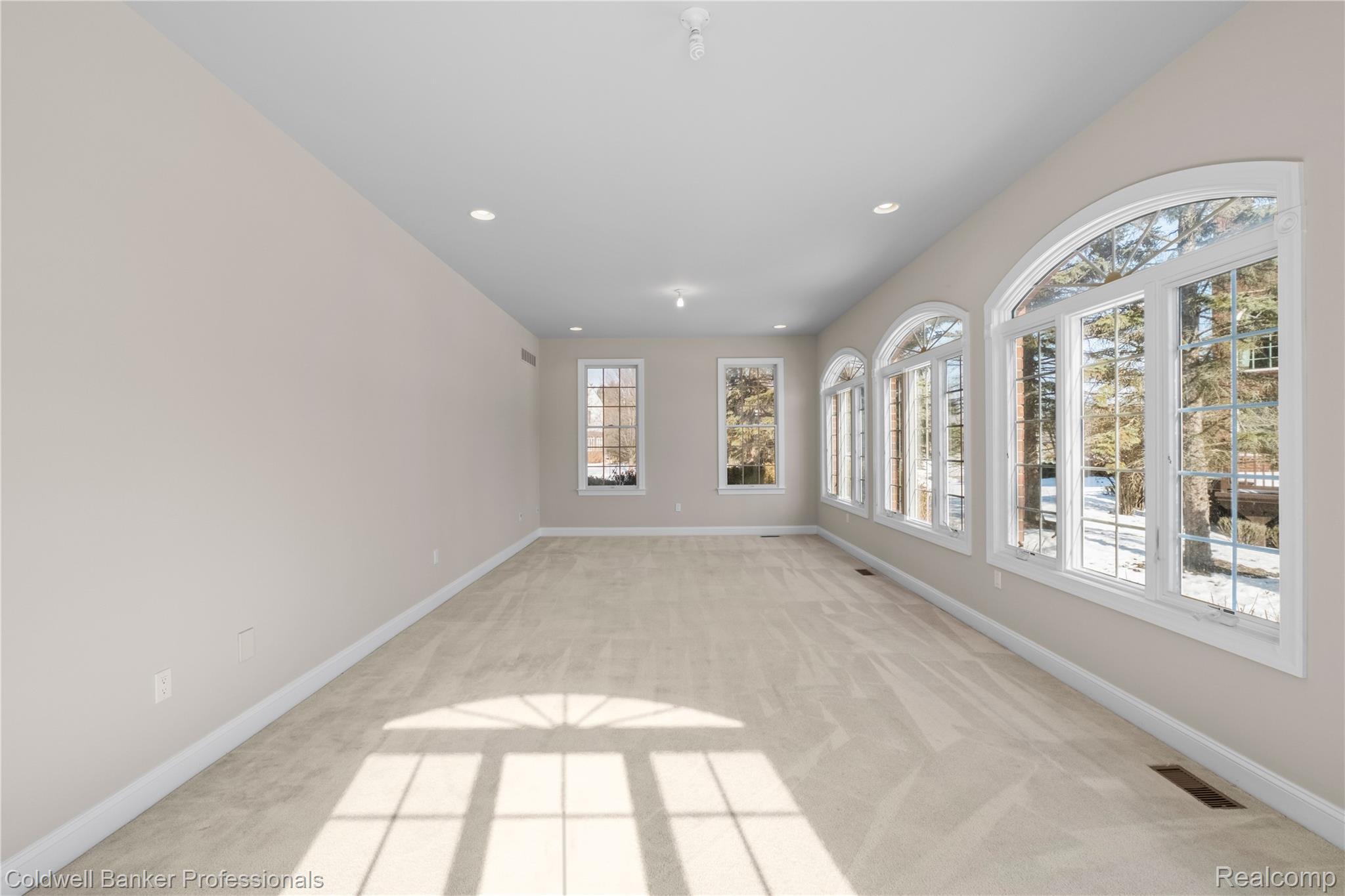 26361 Glenwood Drive