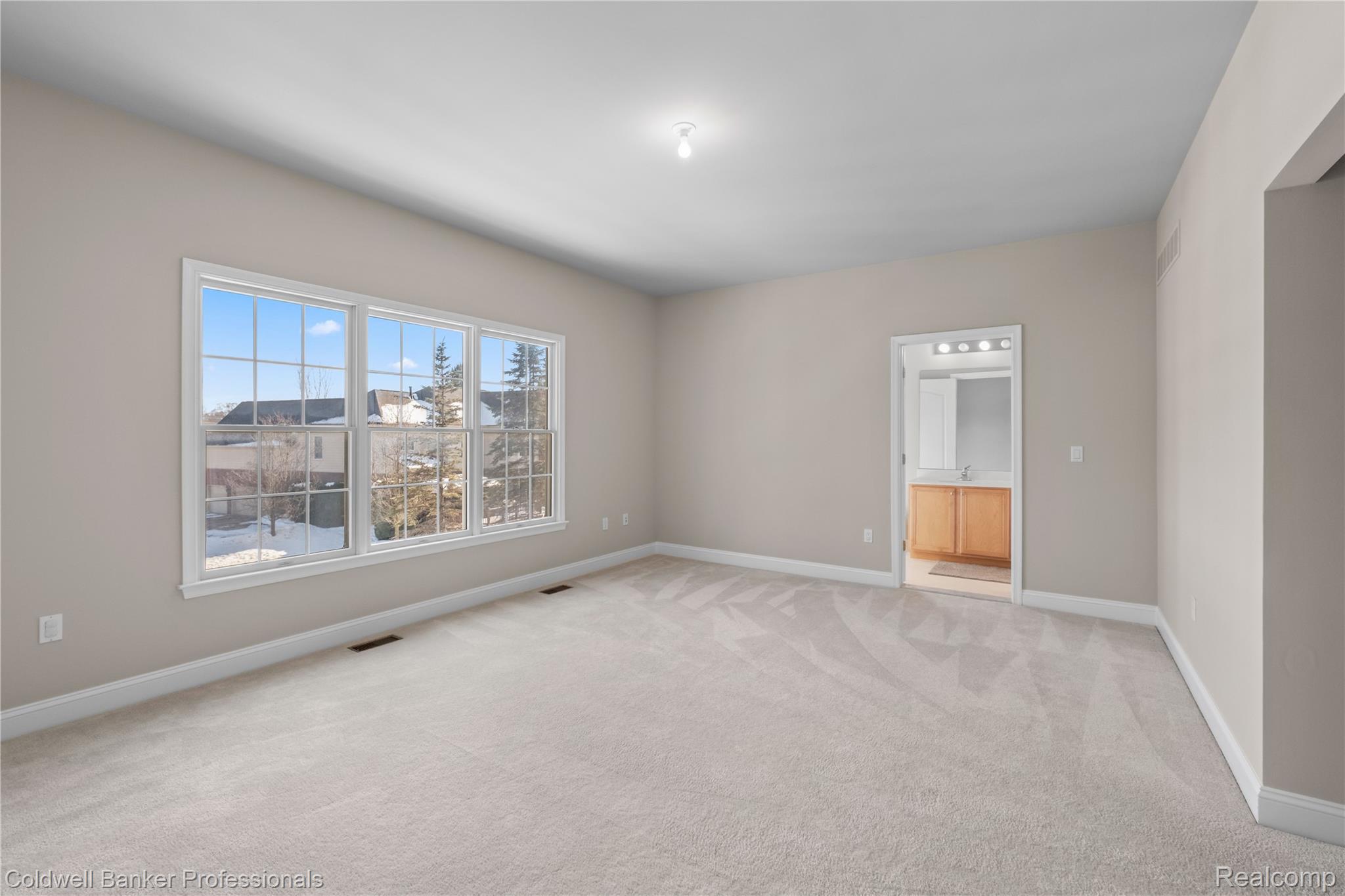 26361 Glenwood Drive