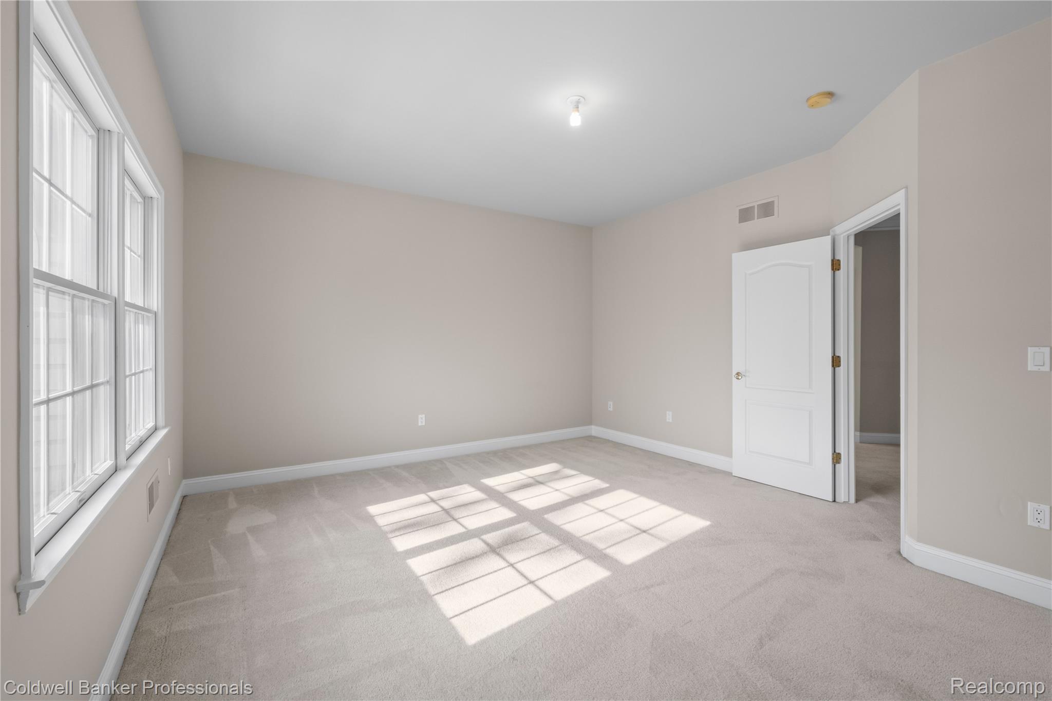 26361 Glenwood Drive