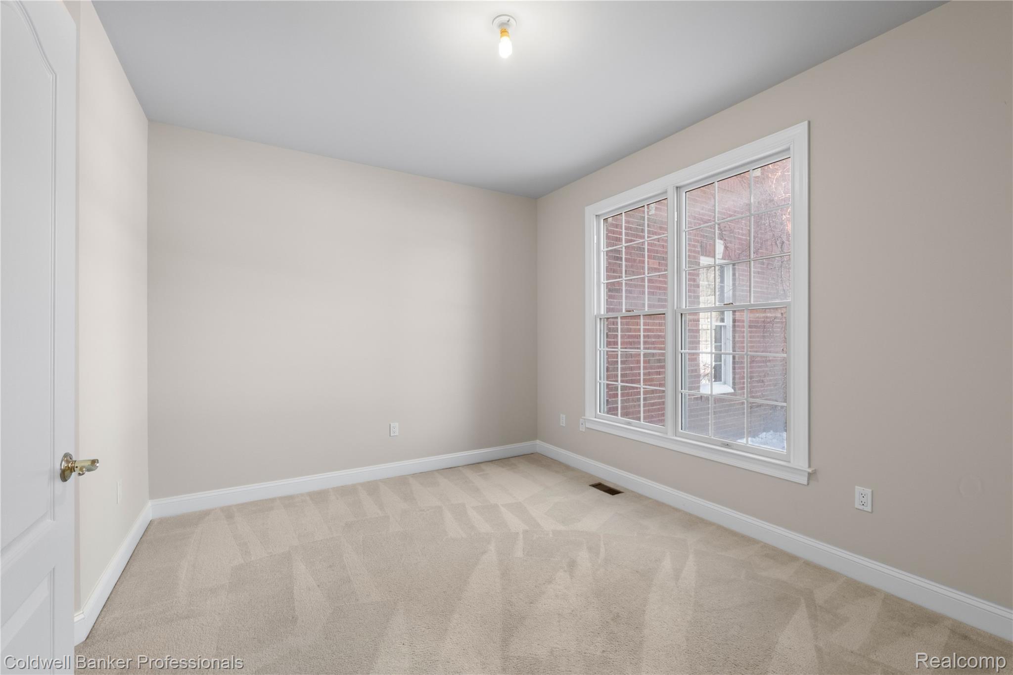 26361 Glenwood Drive