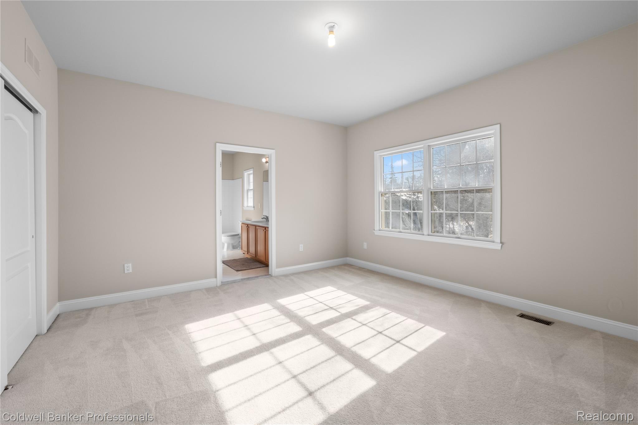 26361 Glenwood Drive