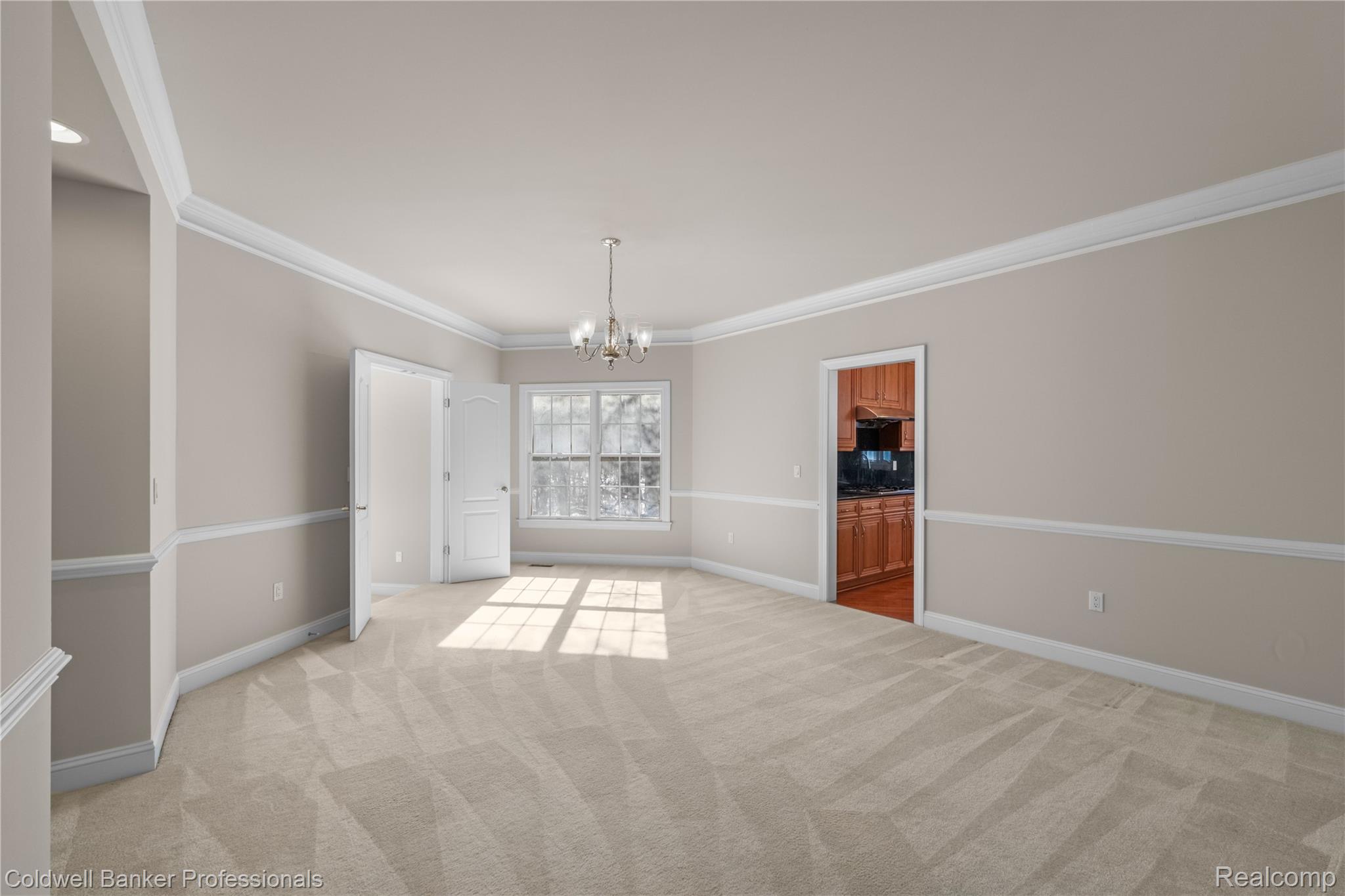 26361 Glenwood Drive