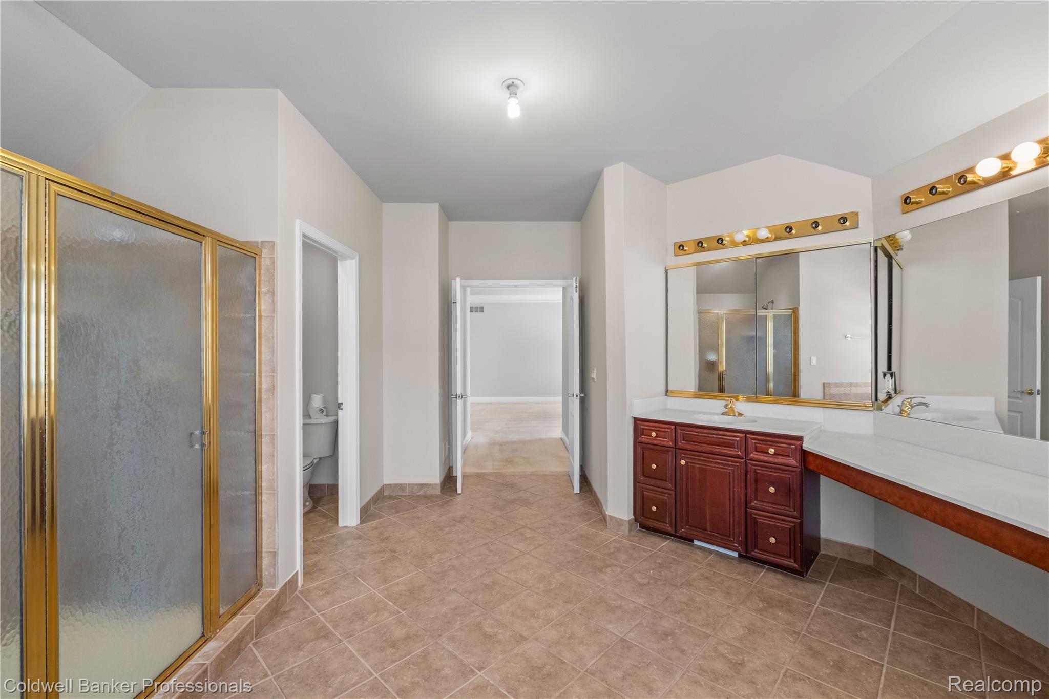 26361 Glenwood Drive