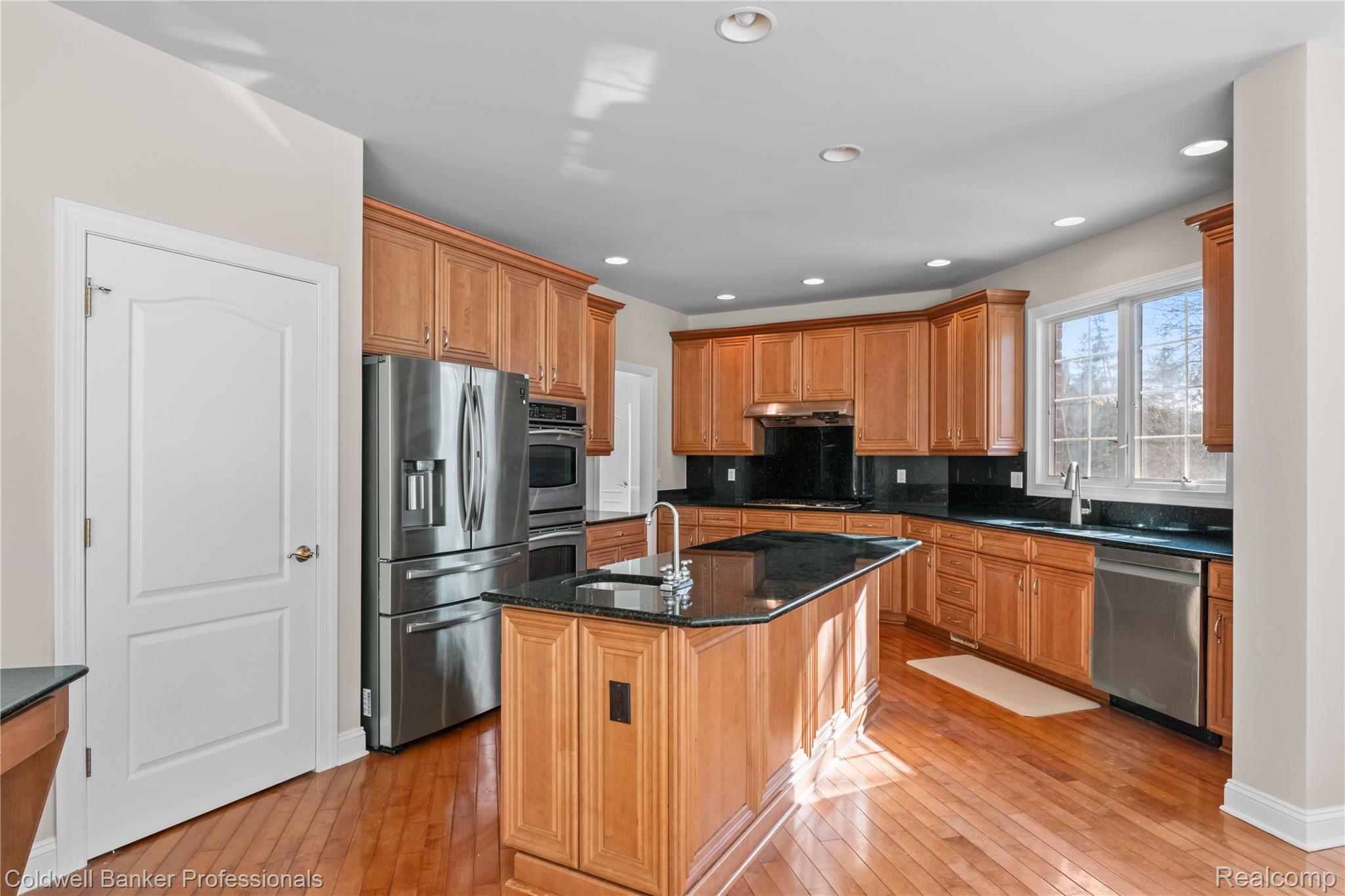 26361 Glenwood Drive