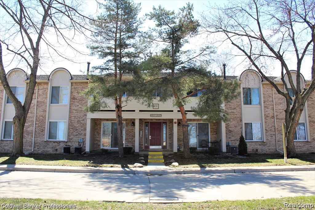 2025 E Franklin Drive 50