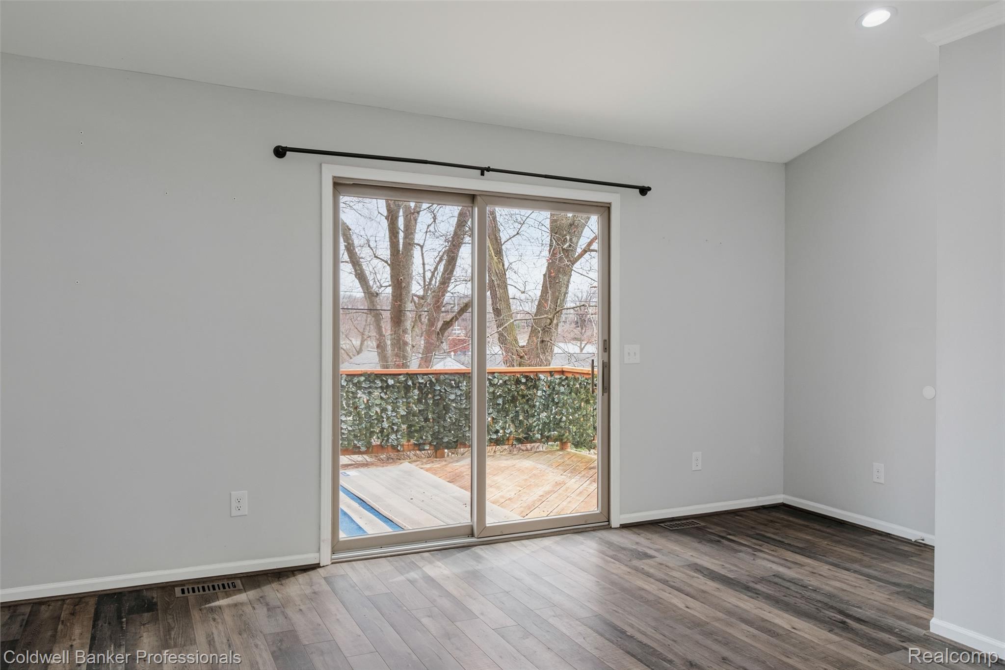 4015 Green Lake Road