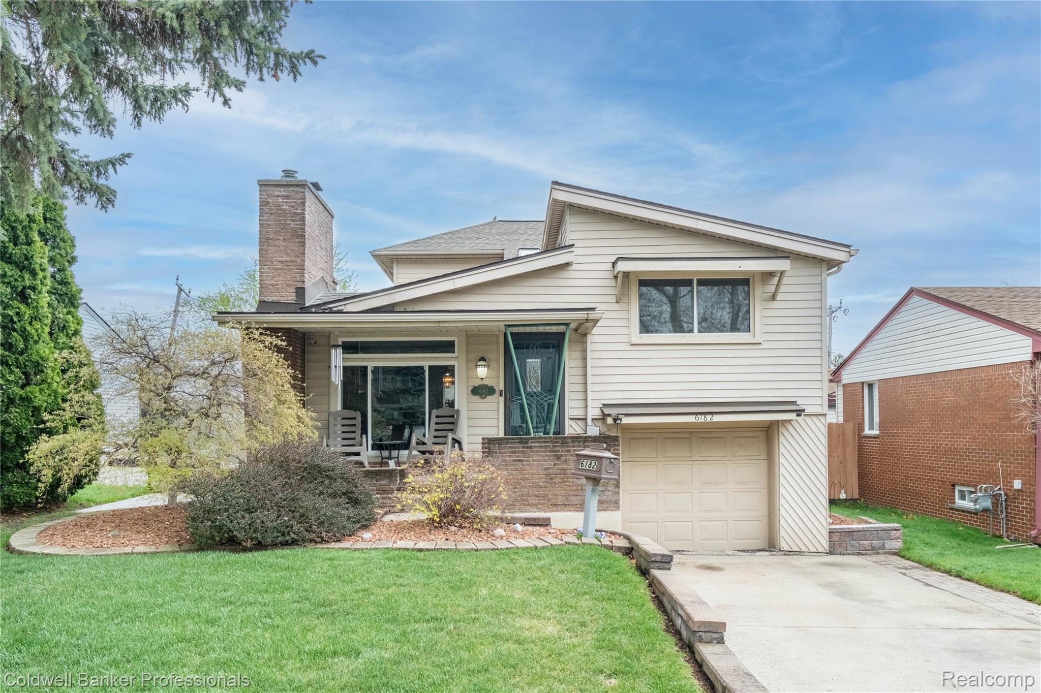 6182 Drexel Street