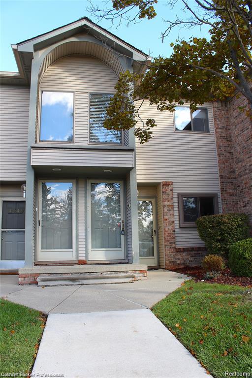 42540 Lilley Pointe Drive
