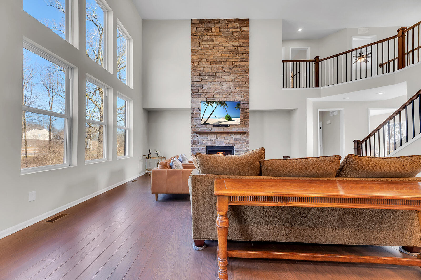 7420 Hardwood Cir Circle