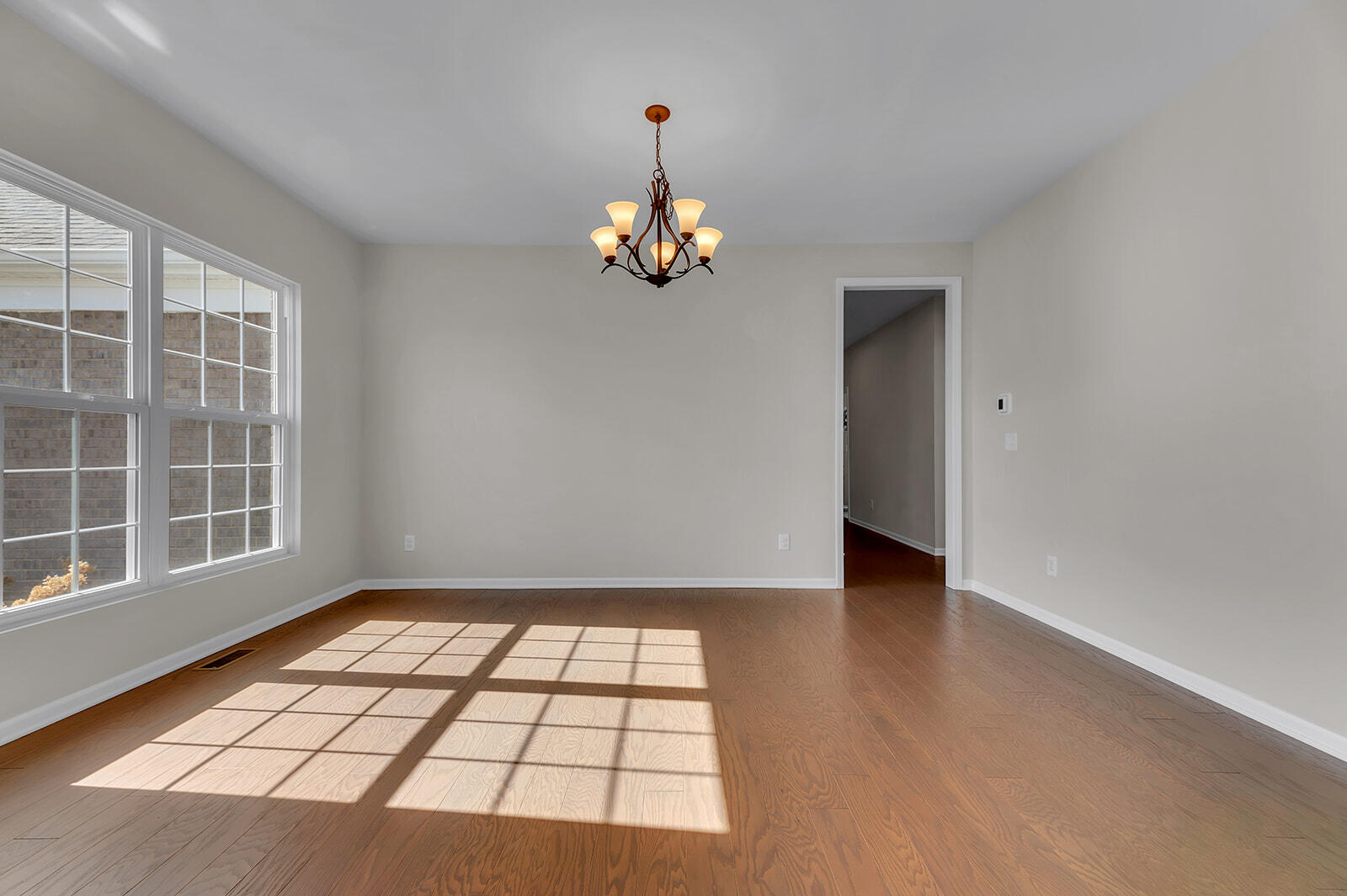 7420 Hardwood Cir Circle