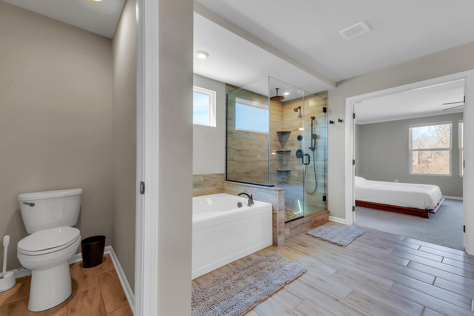 7420 Hardwood Cir Circle